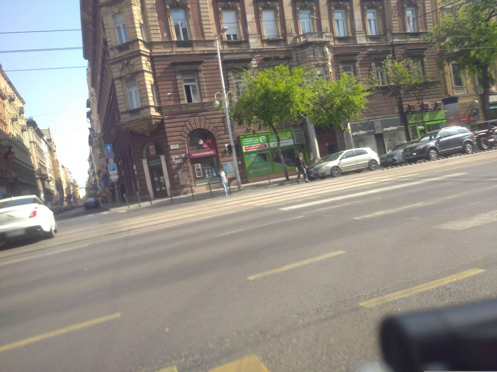Street view near Wow Apartment 2, Újlipótváros — © grozsa11 (CC BY-SA · Mapillary)