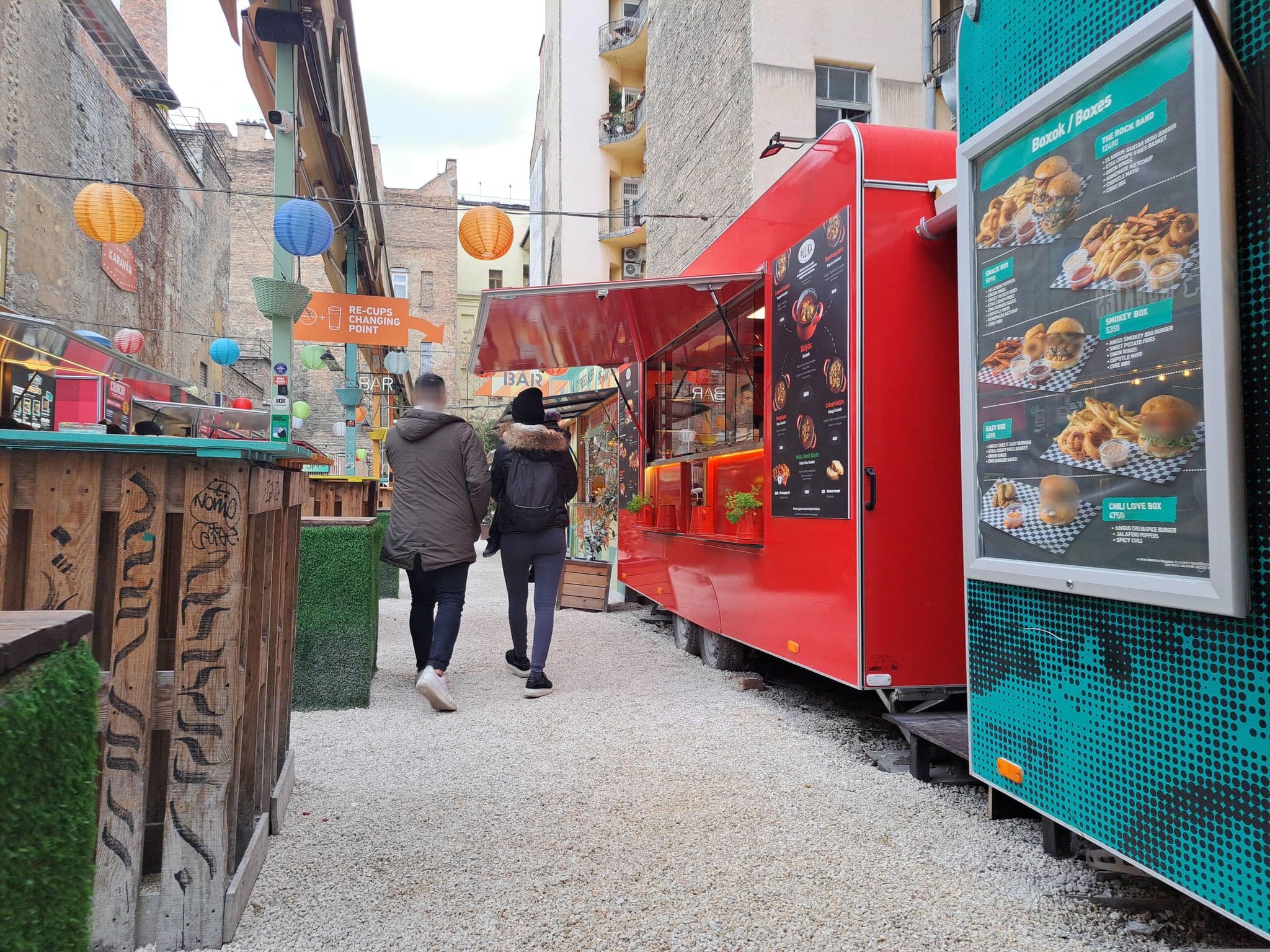 Street view near Yep! Hostel, Palotanegyed — © runcio (CC BY-SA · Mapillary)