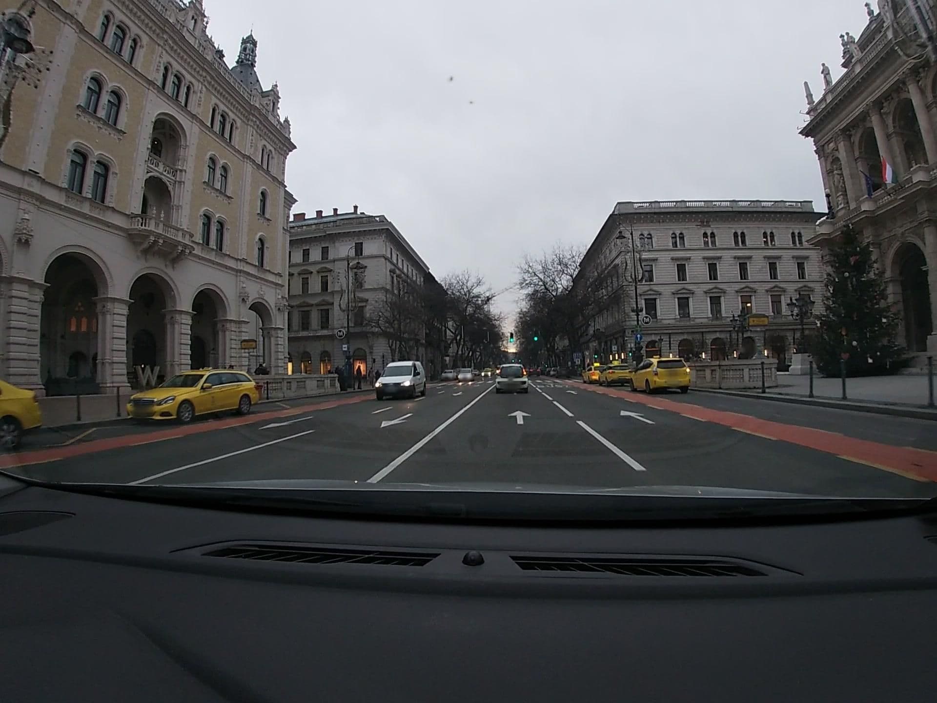 Street view near Bebop Home - Opera, Budapest VI. kerület — © vst (CC BY-SA · Mapillary)