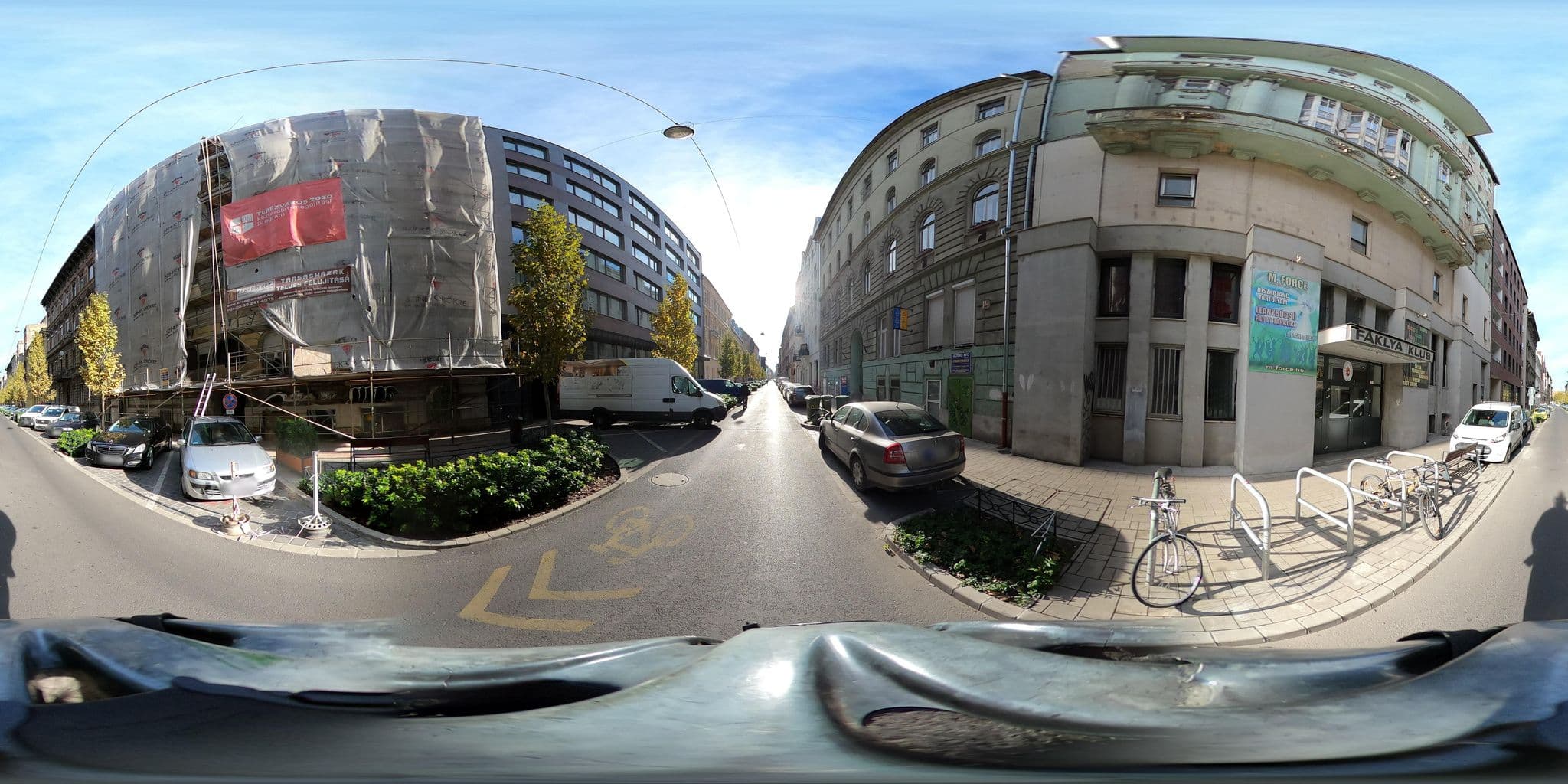 Street view near Kato’s Apartment, Budapest VI. kerület — © grozsa11 (CC BY-SA · Mapillary)