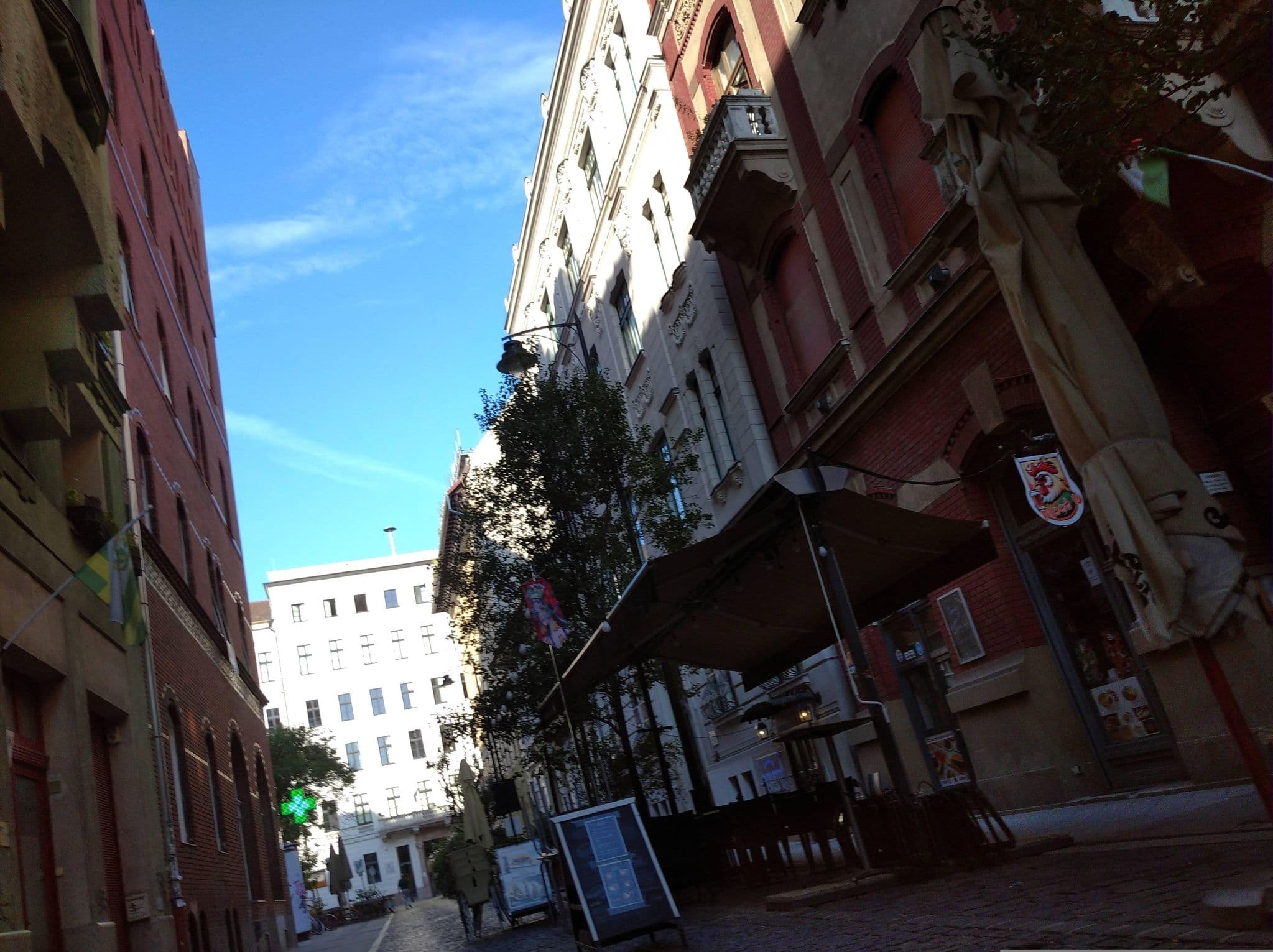 Street view near Hostel & House for friends in Budapest, Palotanegyed — © grozsa11 (CC BY-SA · Mapillary)