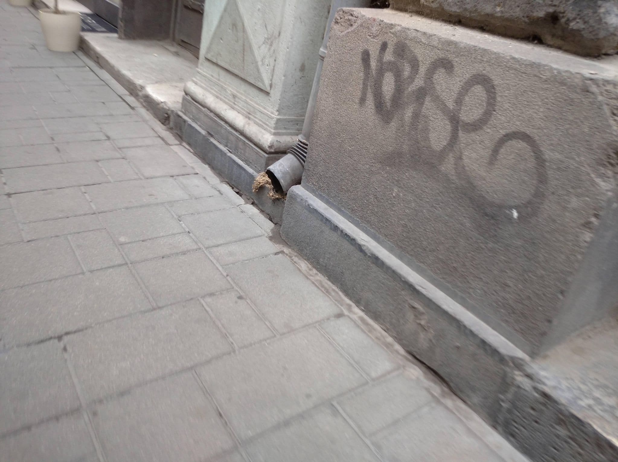 Street view near Pair of Kings | Budapest, Budapest VI. kerület — © grozsa11 (CC BY-SA · Mapillary)