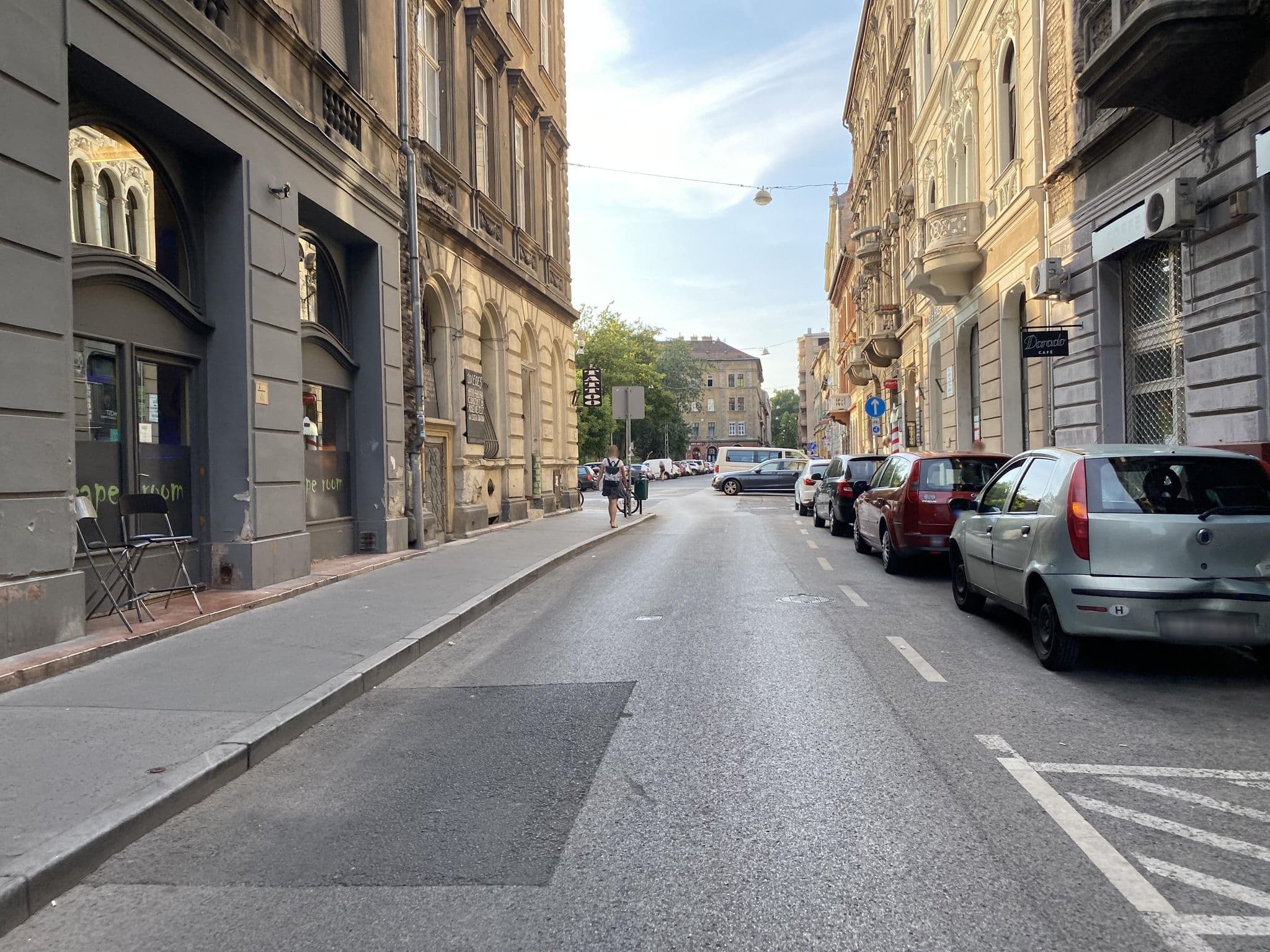 Street view near Gracia Apartment House, Budapest VI. kerület — © bicyclize (CC BY-SA · Mapillary)