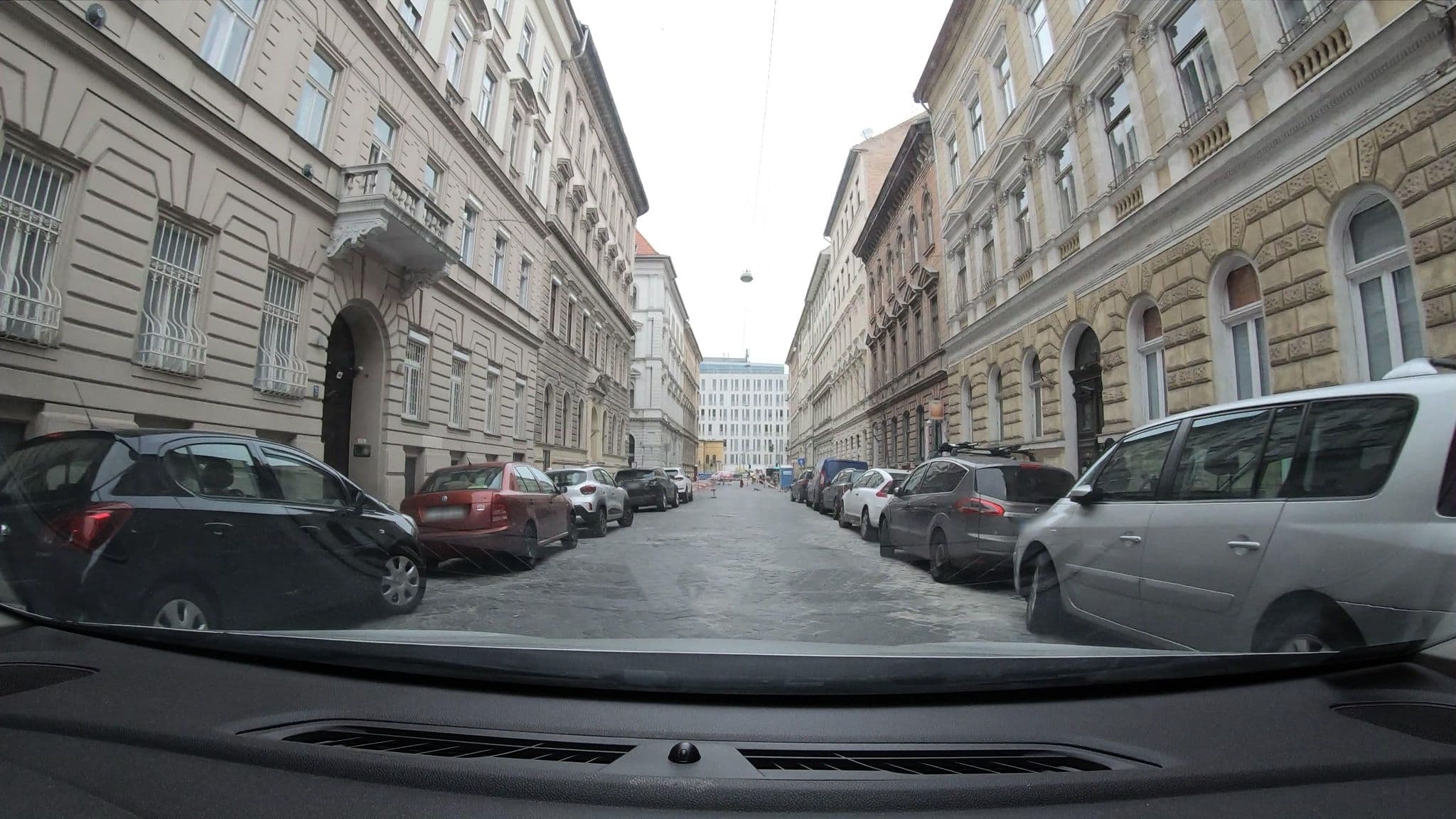 Street view near Happy Home Pink, Budapest VI. kerület — © vst (CC BY-SA · Mapillary)
