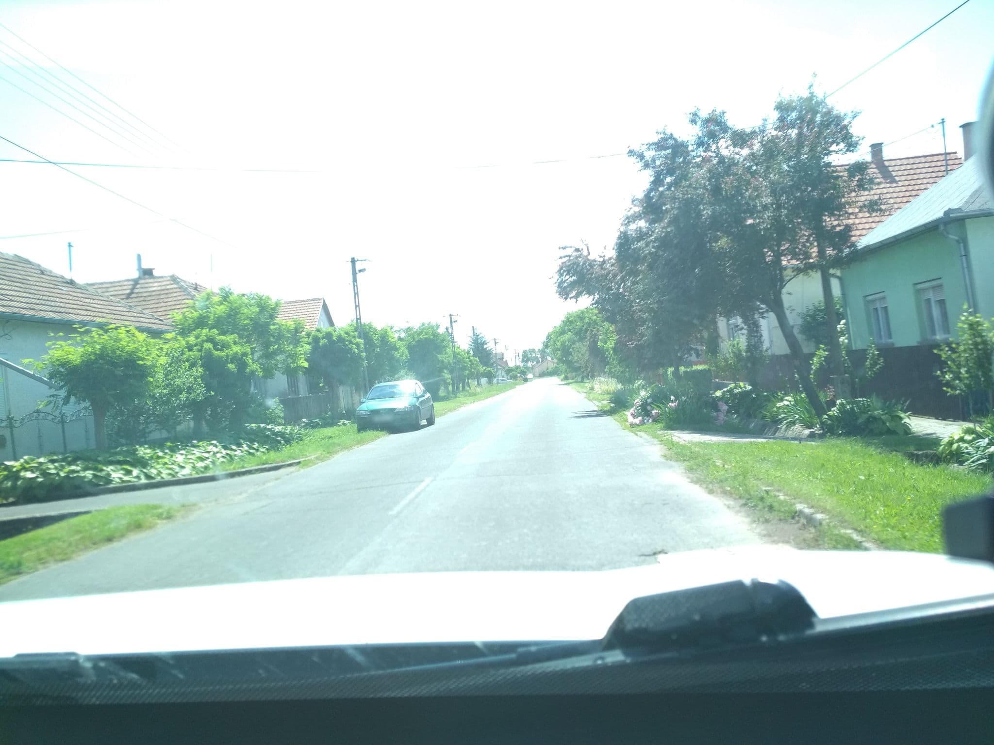 Street view near Kék Sziget Pihenőház, Abádszalók — © pememejot (CC BY-SA · Mapillary)