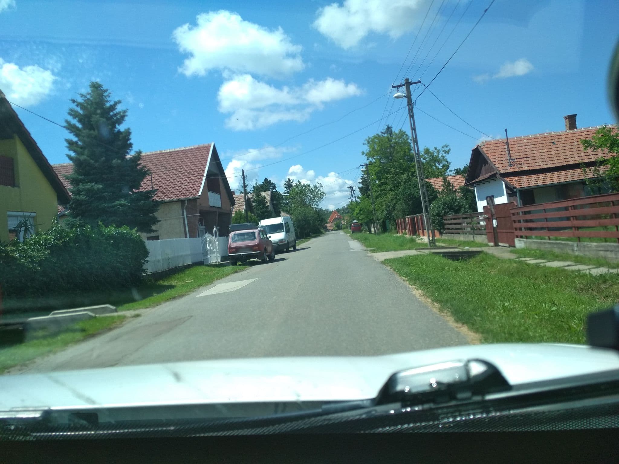 Street view near Kelemen Apartmanok, Abádszalók — © pememejot (CC BY-SA · Mapillary)