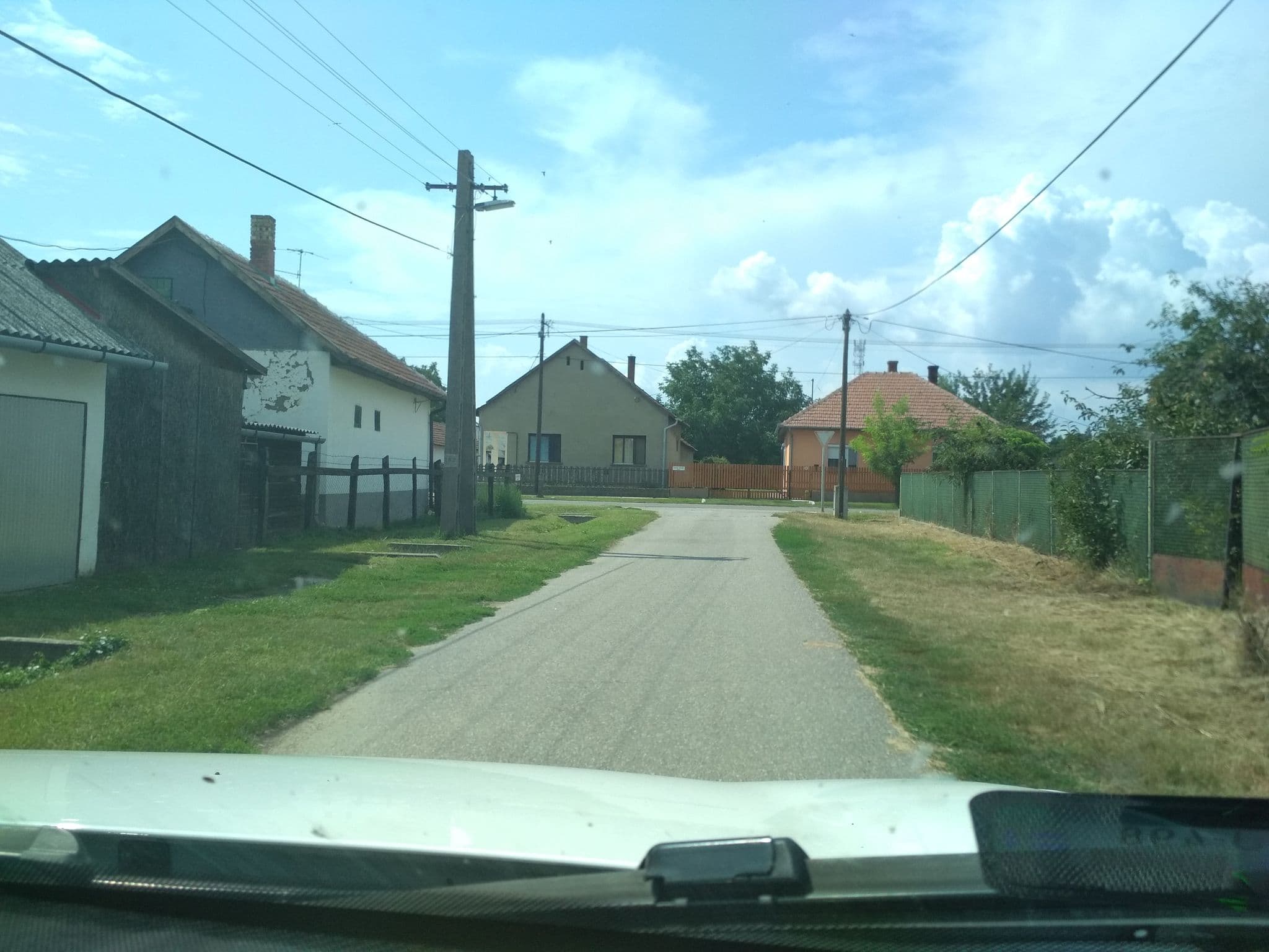 Street view near Tiszafa Apartman Abádszalók, Abádszalók — © pememejot (CC BY-SA · Mapillary)