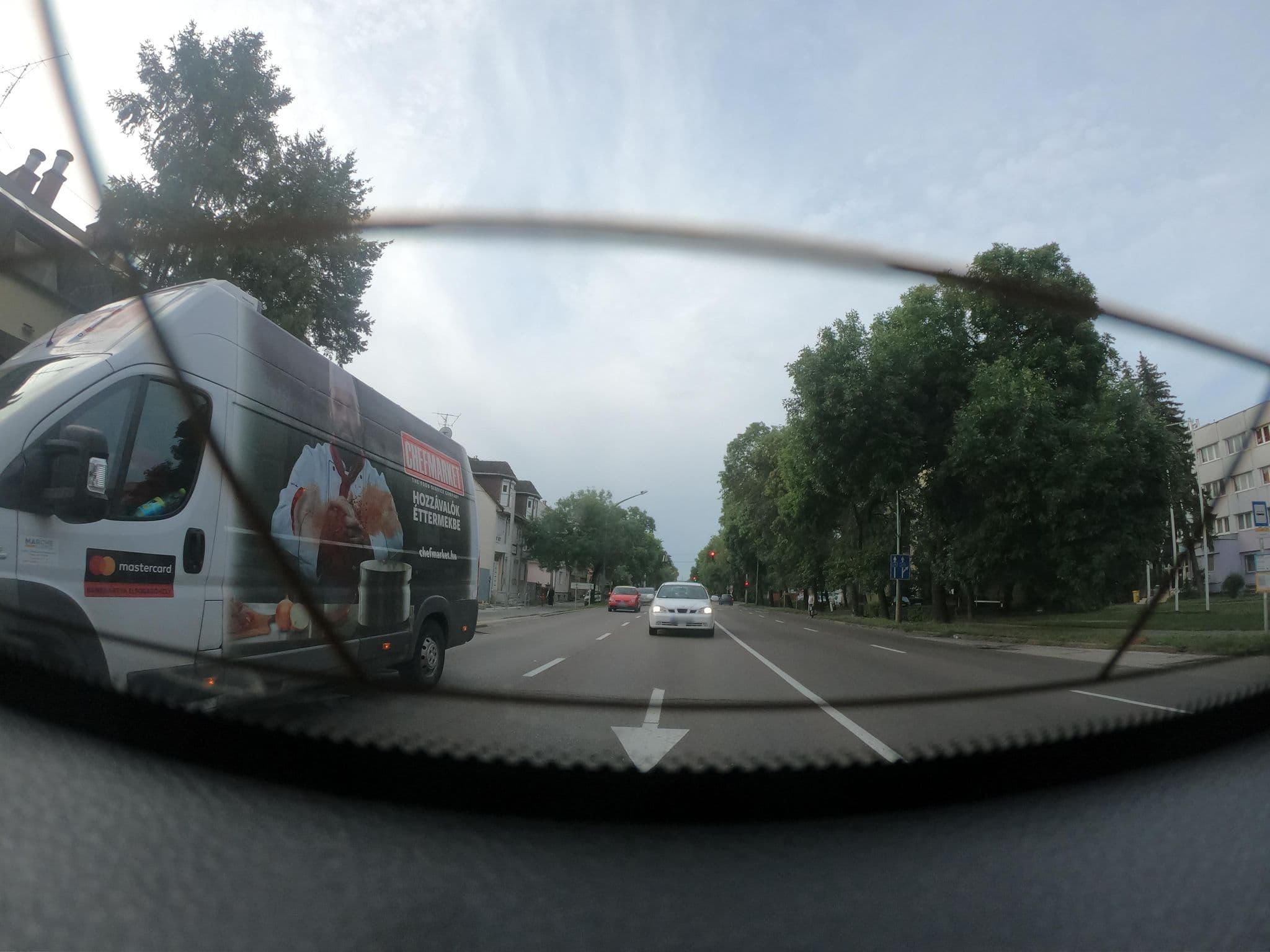 Street view near Mátyás Ifjùsàgi Szálló, Eger — © vst (CC BY-SA · Mapillary)