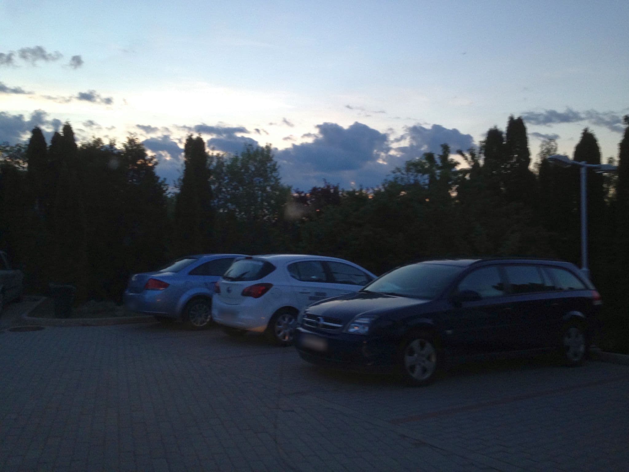 Street view near Hotel Narád, Bátonyterenye — © istefanos (CC BY-SA · Mapillary)