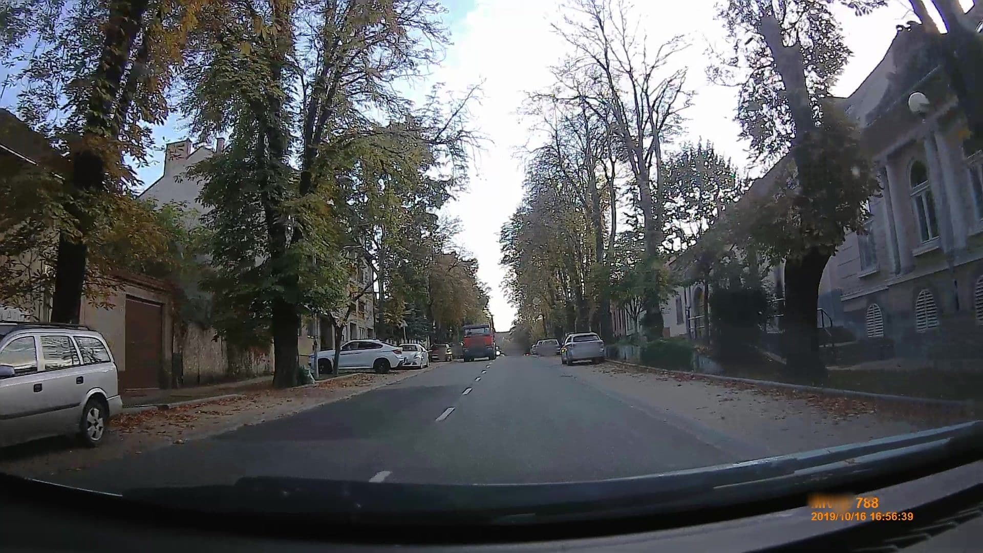 Street view near Casa Rosa Aparmanok, Eger — © geox123 (CC BY-SA · Mapillary)
