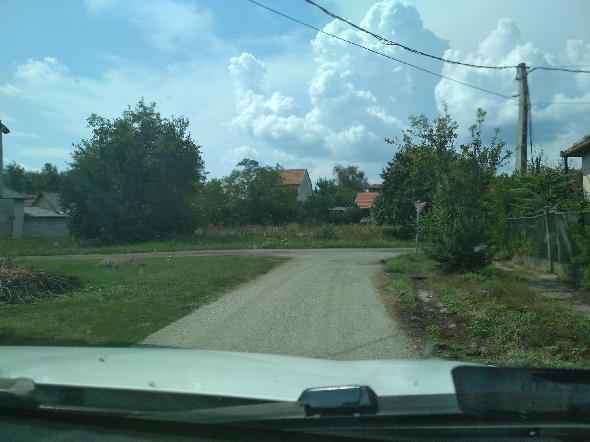 Street view near Abádszalóki Apartmanház, Abádszalók — © pememejot (CC BY-SA · Mapillary)