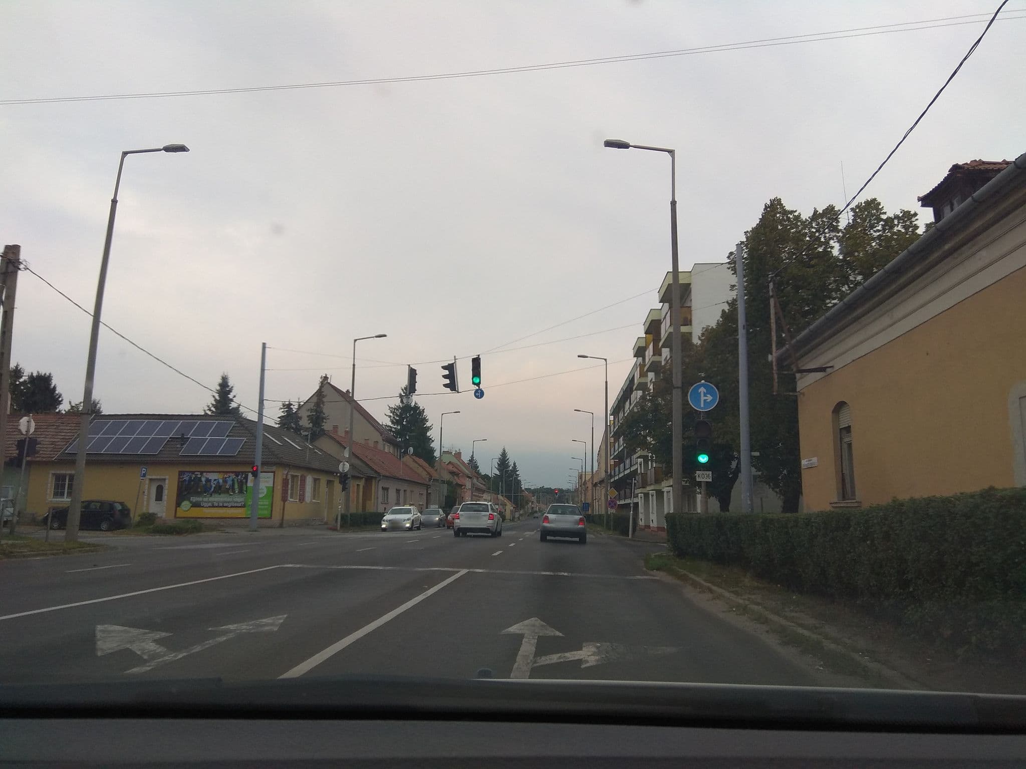 Street view near Souvenir Apartmanok Eger, Eger — © dyaz (CC BY-SA · Mapillary)