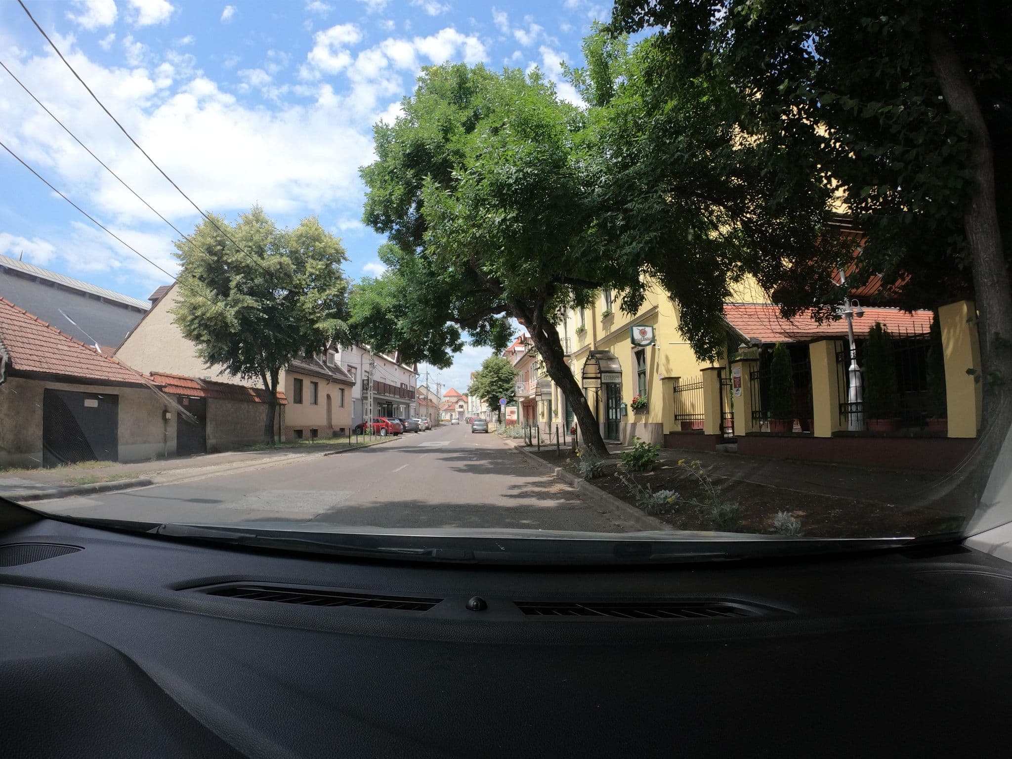 Street view near Hotel Aqua, Eger — © vst (CC BY-SA · Mapillary)