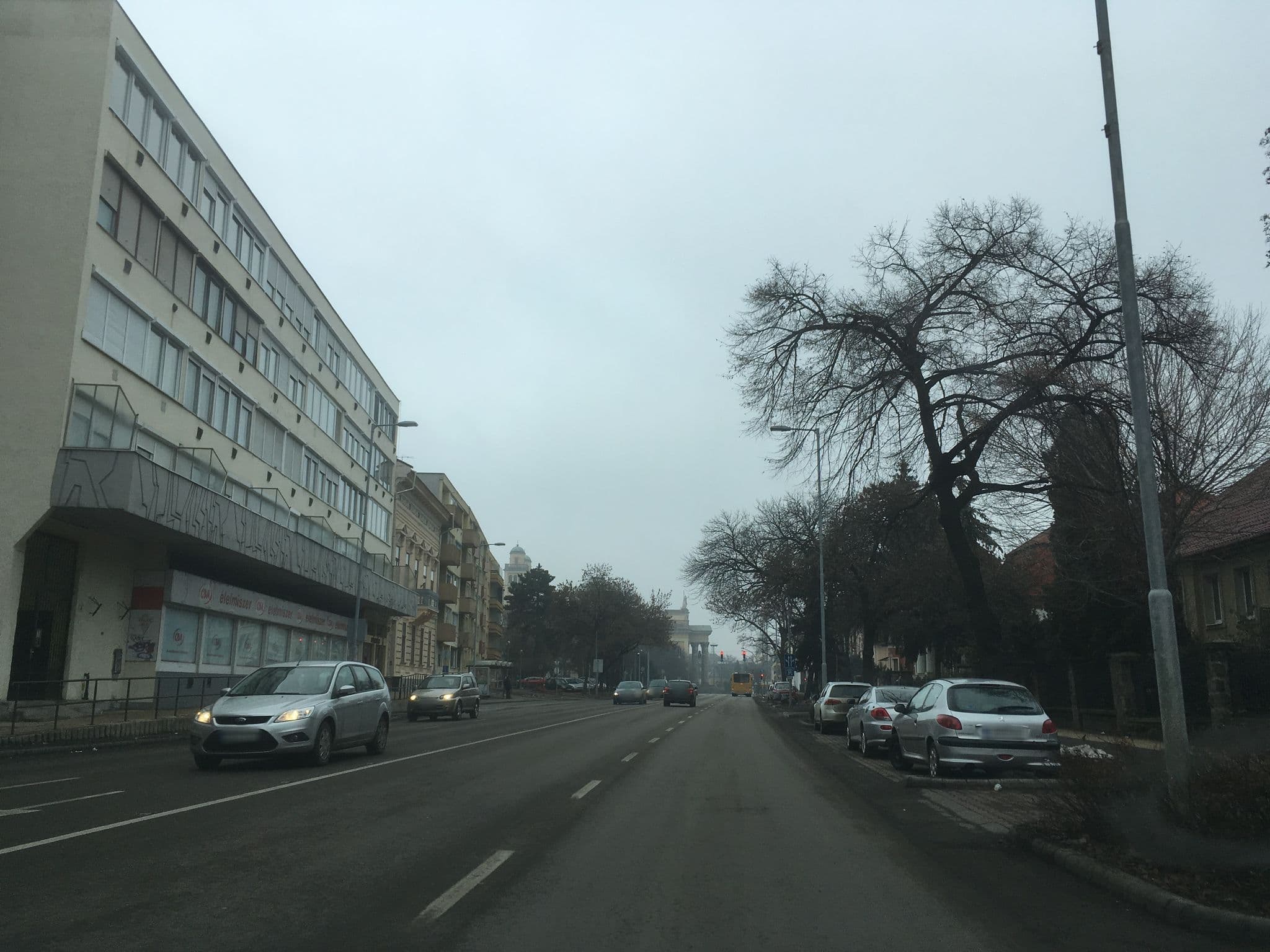 Street view near Agria Residence, Eger — © chrisbeddow (CC BY-SA · Mapillary)