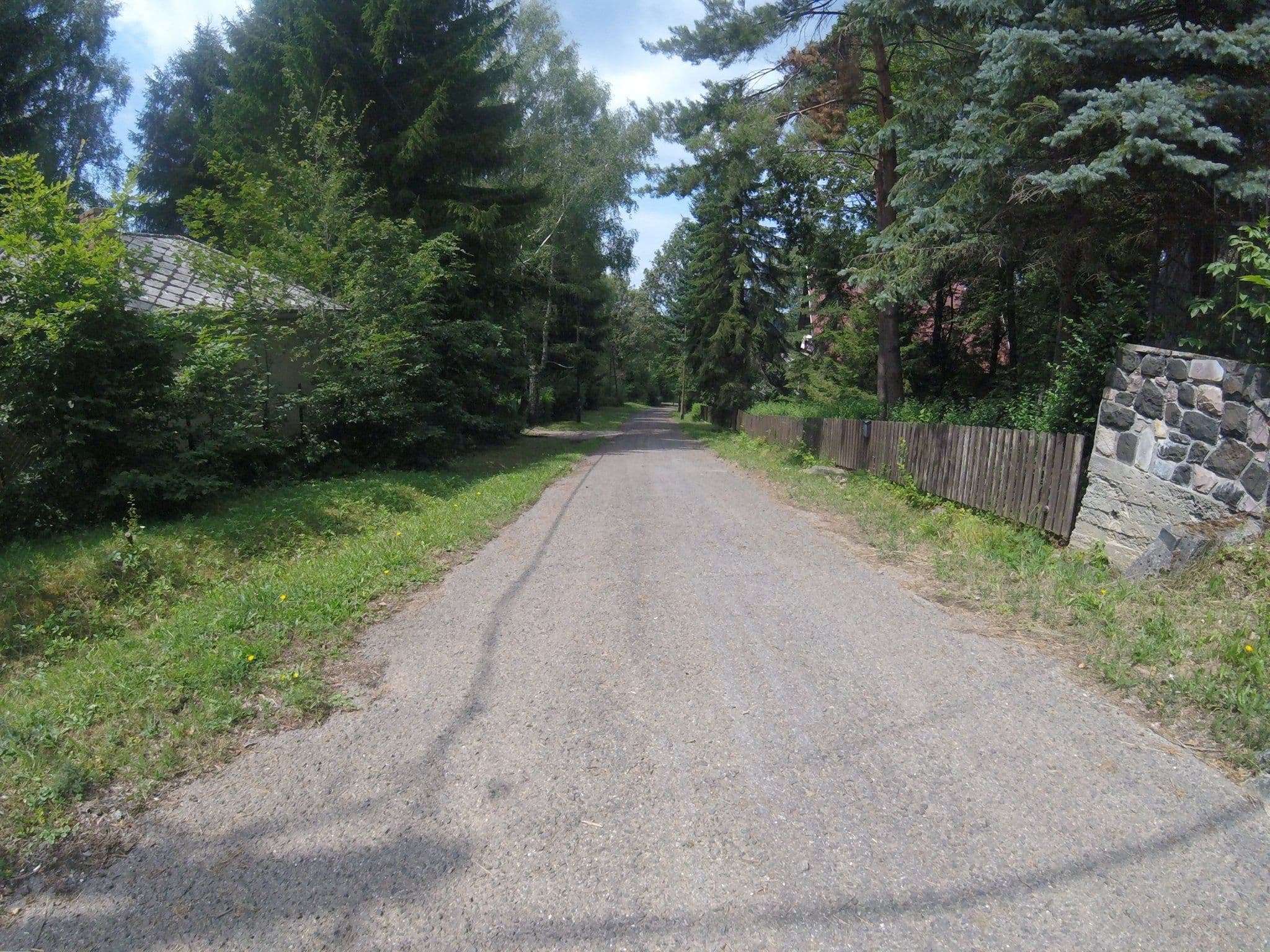Street view near Óvári Vendégház Mátraszentimre Fallóskút, Bátonyterenye — © utvonalfelmeresek (CC BY-SA · Mapillary)