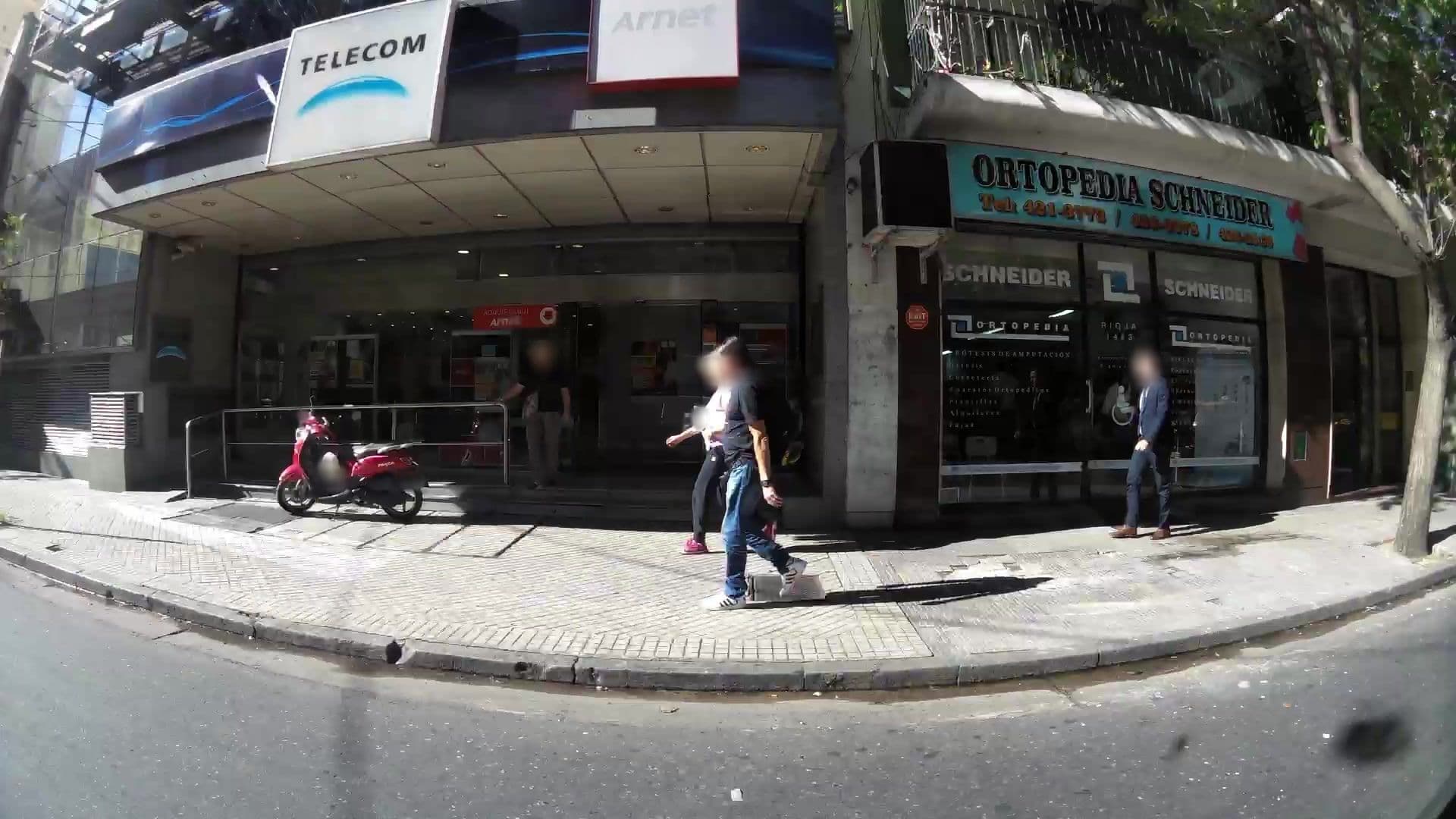 Street view near Flor Hostel, Rosario — © kaartcam (CC BY-SA · Mapillary)