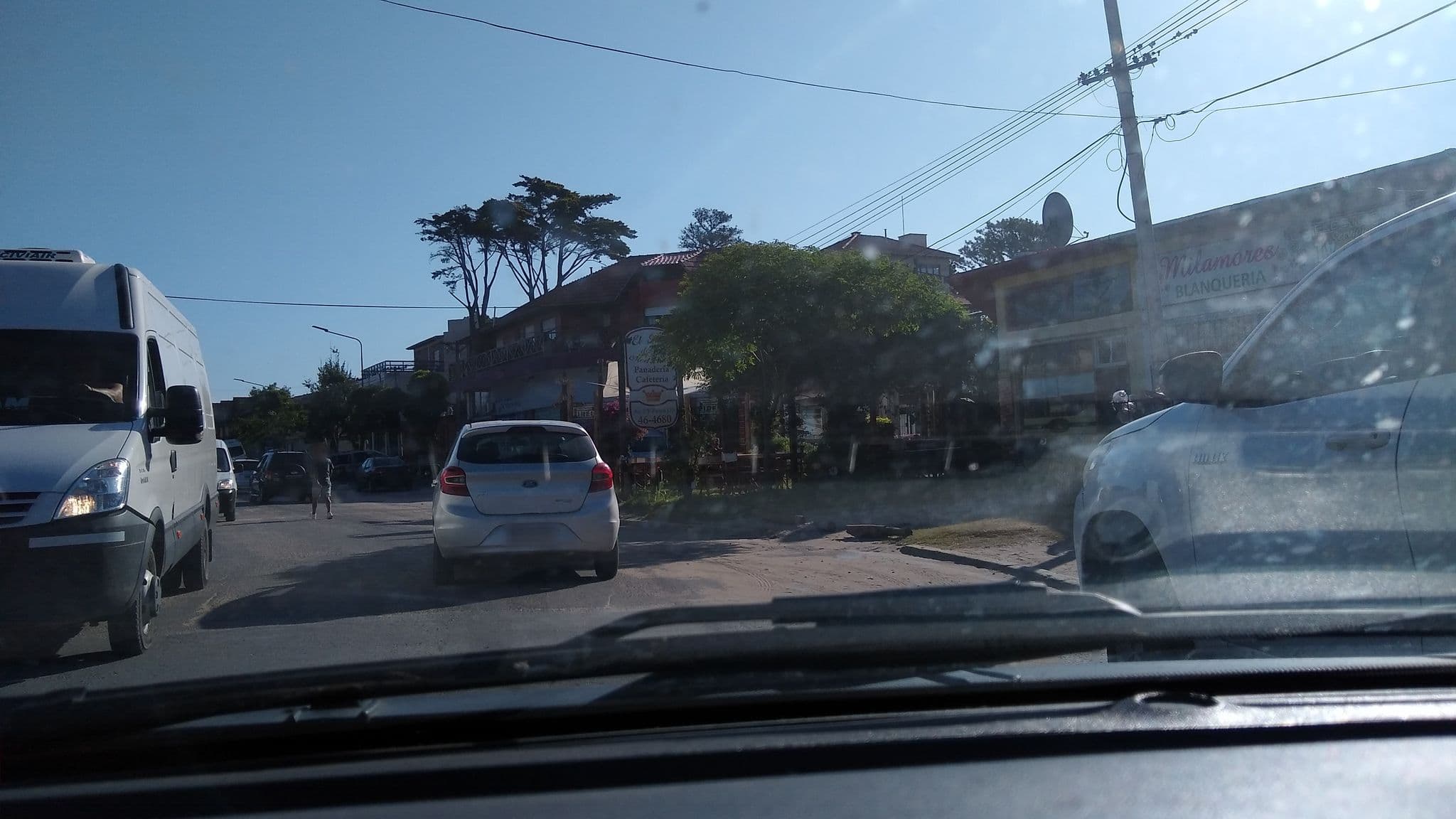 Street view near Hosteria el bosque, Villa Gesell — © lggadea (CC BY-SA · Mapillary)