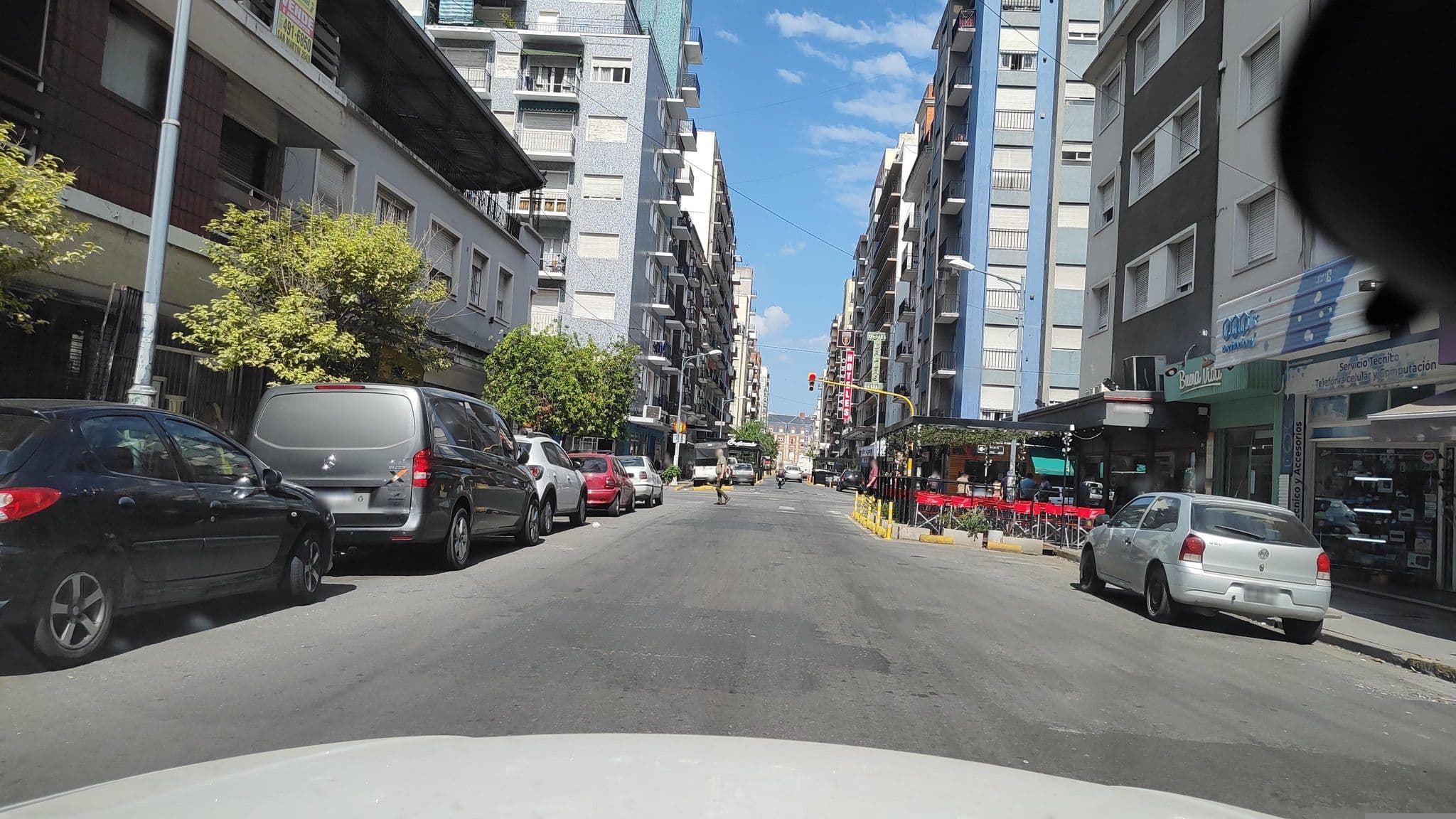 Street view near Hotel Napoleón, Mar del Plata — © Kaart_Local (CC BY-SA · Mapillary)