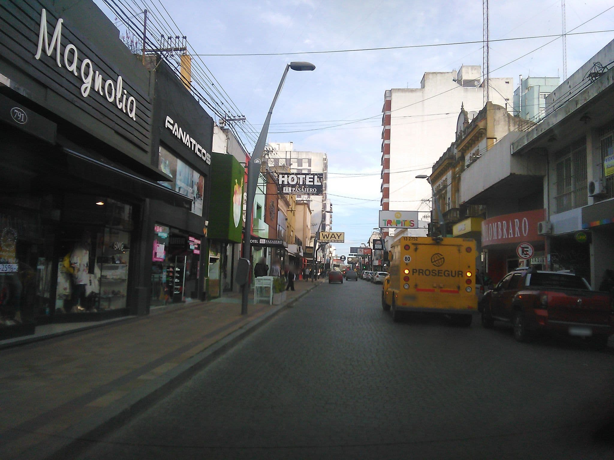 Street view near Hotel El Pasajero, Tandil — © gabriel_tandil (CC BY-SA · Mapillary)
