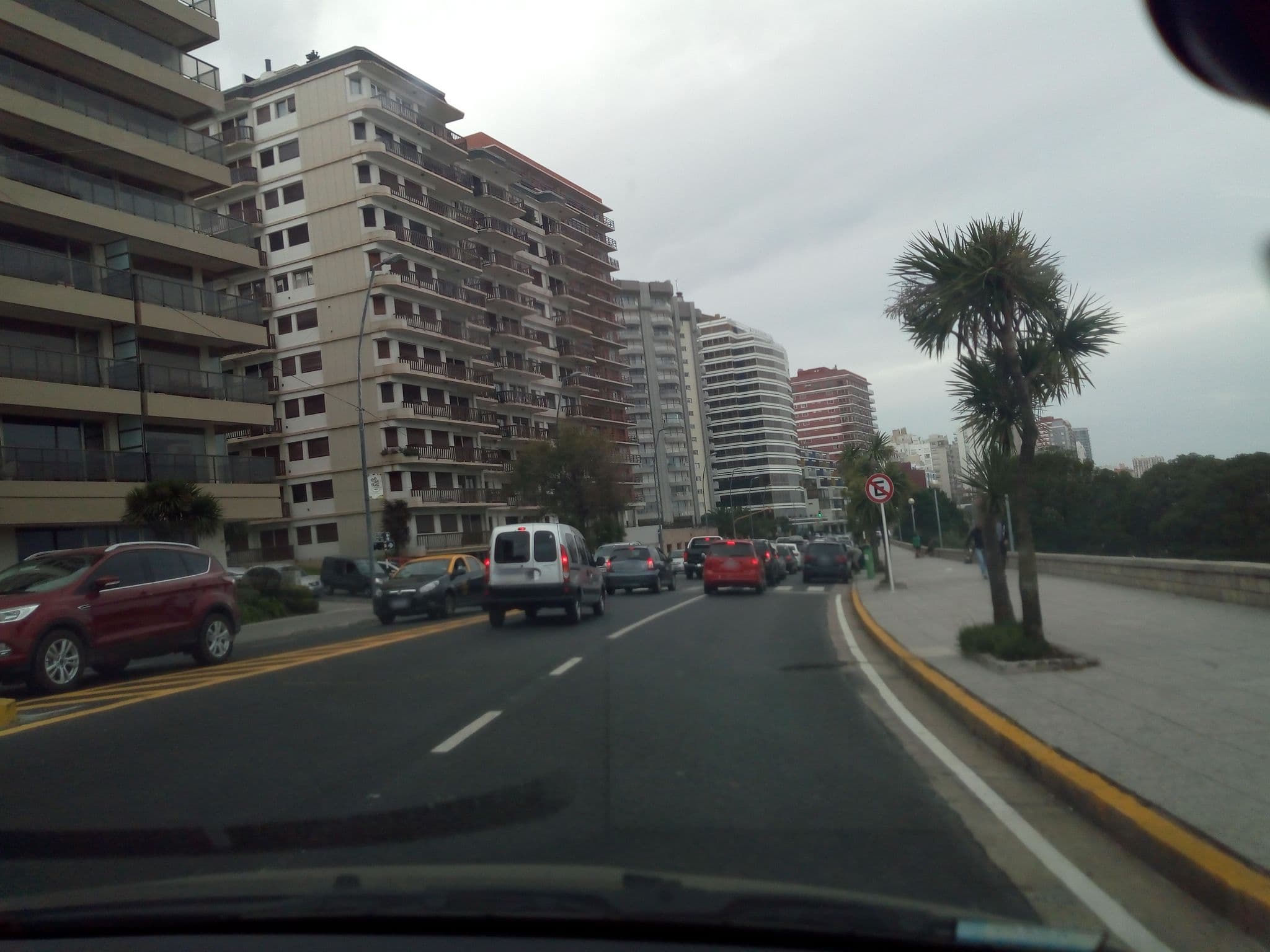Street view near Hotel Bagu, Mar del Plata — © nicfer (CC BY-SA · Mapillary)