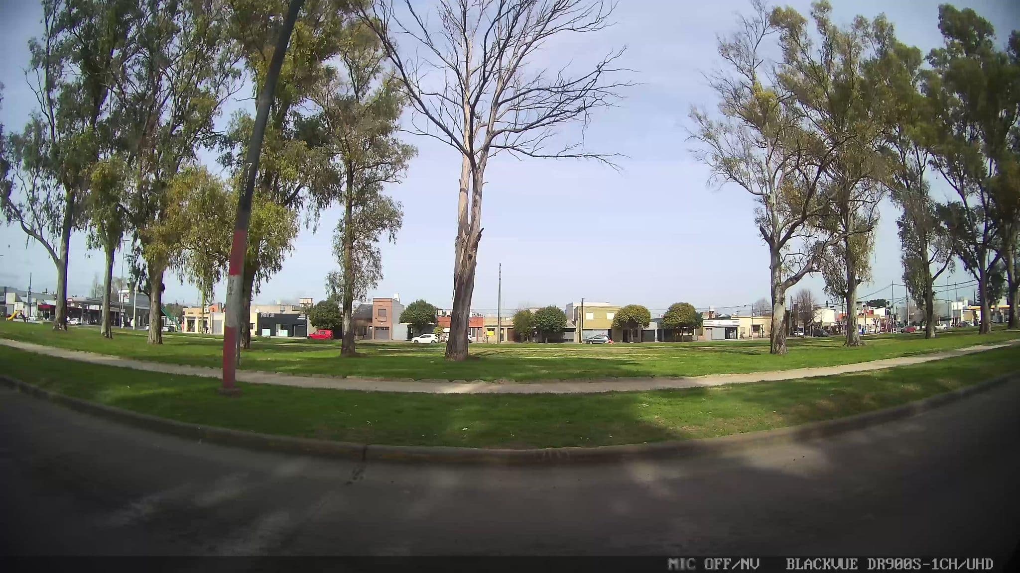 Street view near PARQUE HOTEL, La Plata — © kaart_1 (CC BY-SA · Mapillary)