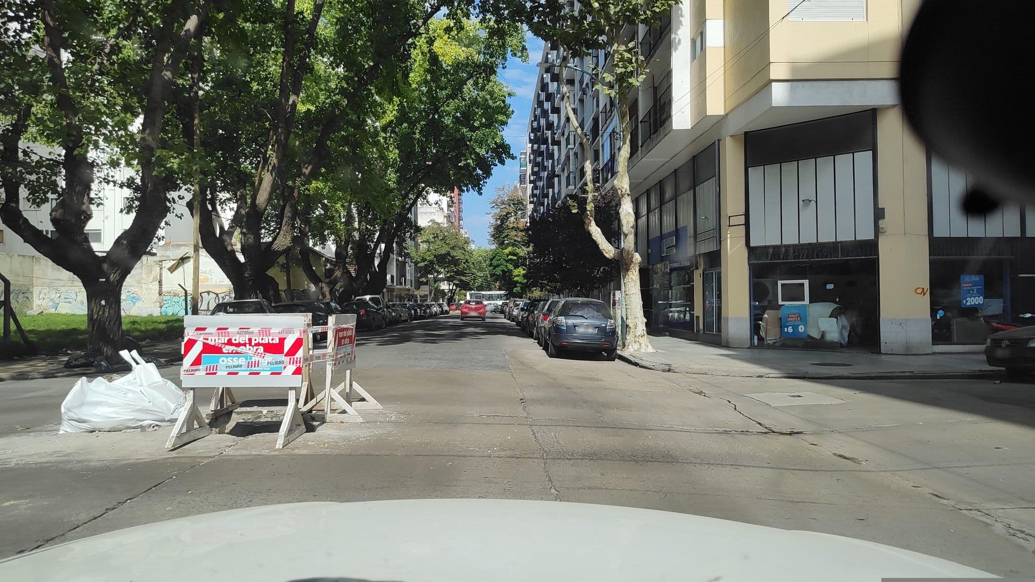 Street view near Solucion Salud Hostel, Mar del Plata — © Kaart_Local (CC BY-SA · Mapillary)
