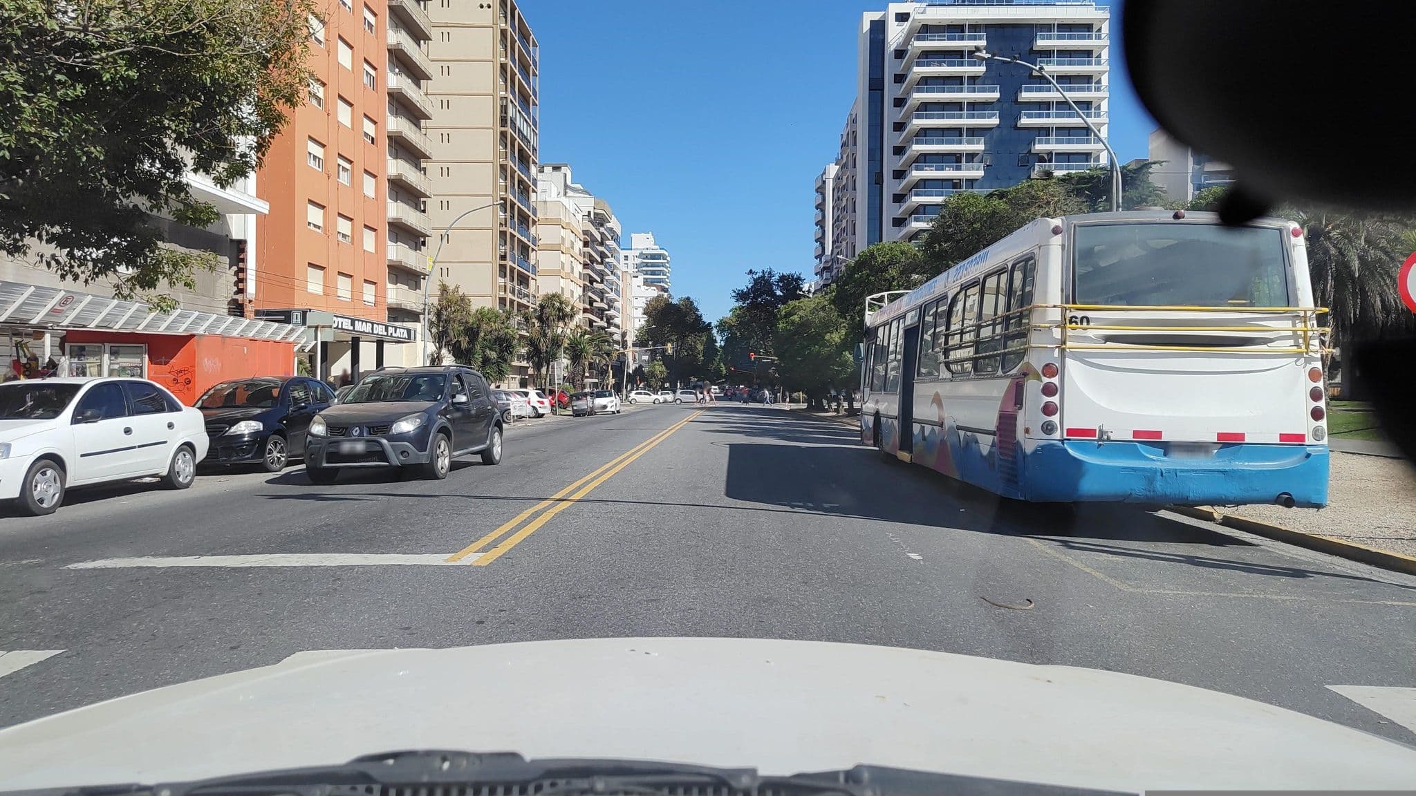 Street view near Hotel Corona, Mar del Plata — © Kaart_Local (CC BY-SA · Mapillary)
