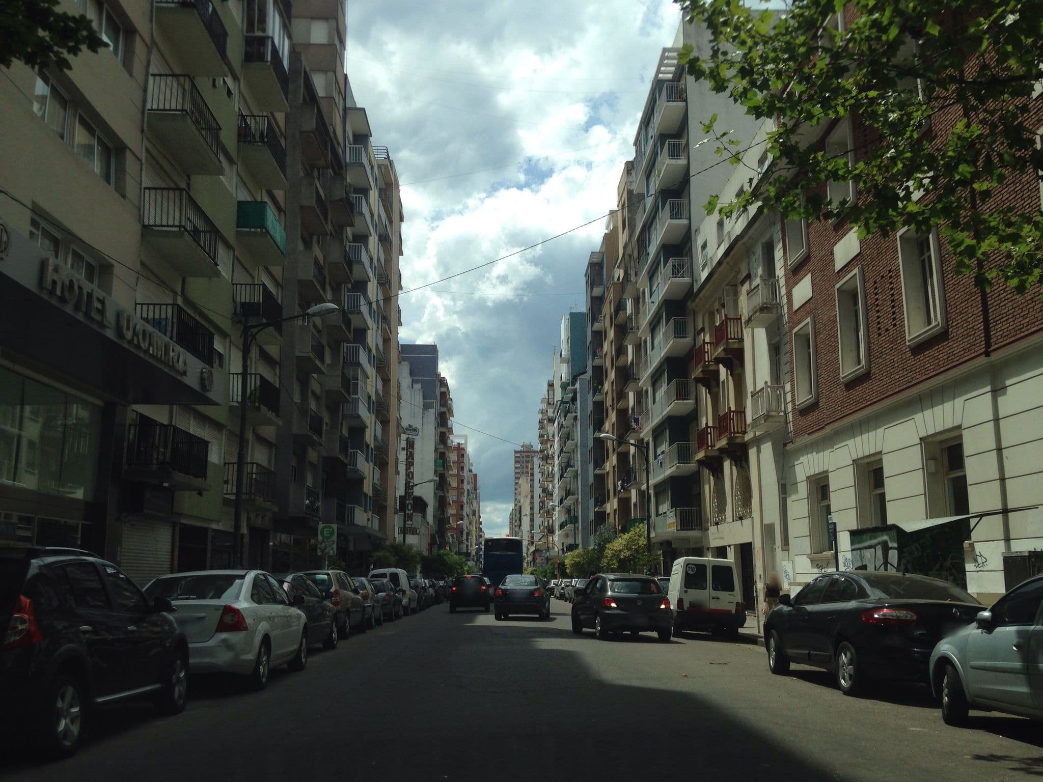 Street view near Hotel Uom, Mar del Plata — © maryann (CC BY-SA · Mapillary)