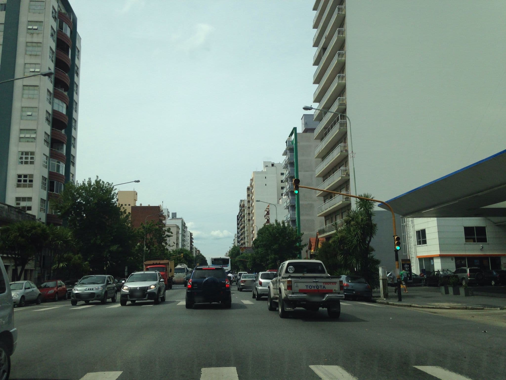 Street view near Hotel Walker, Mar del Plata — © maryann (CC BY-SA · Mapillary)