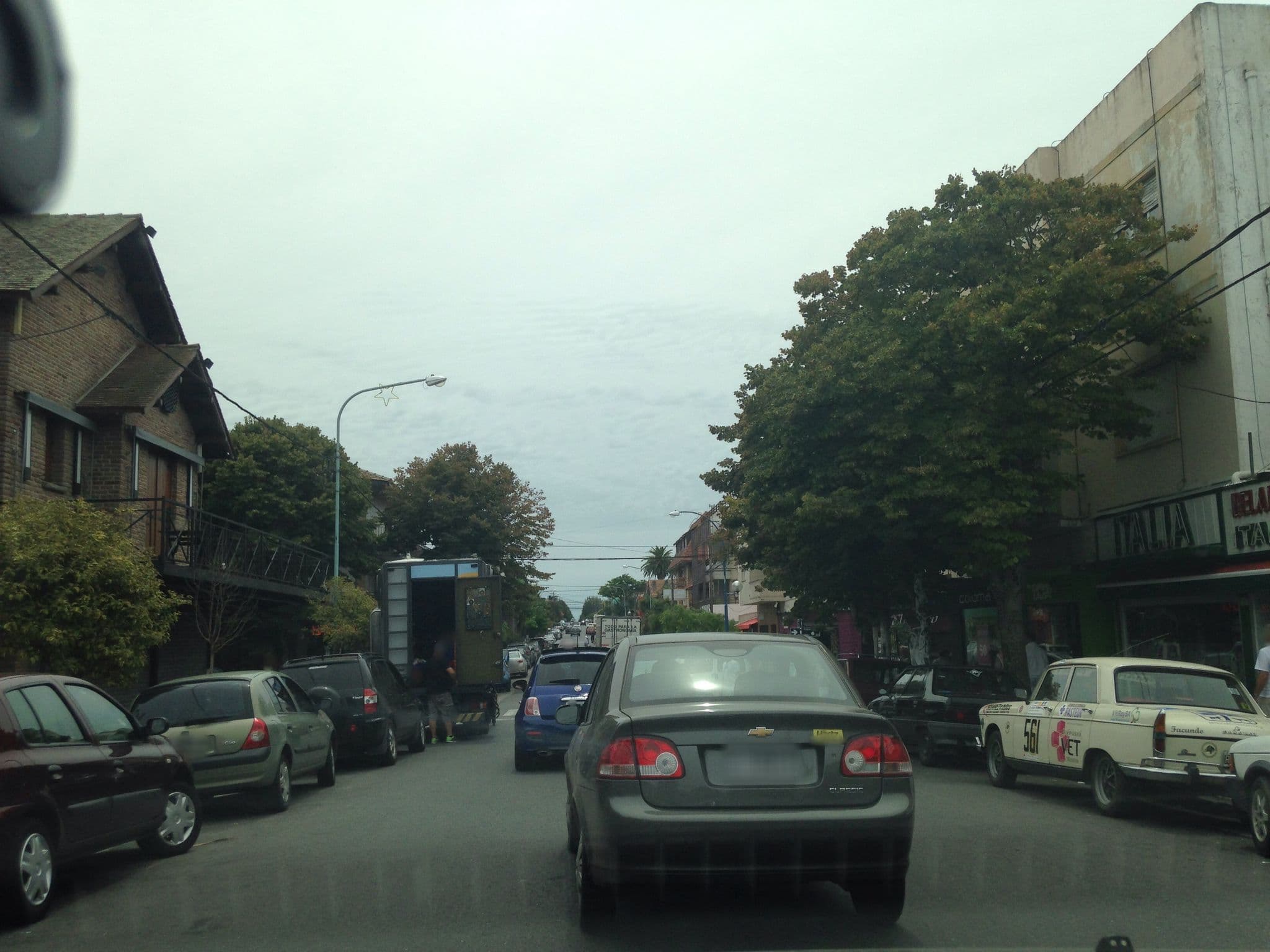 Street view near Hotel Marino, Mar del Plata — © maryann (CC BY-SA · Mapillary)