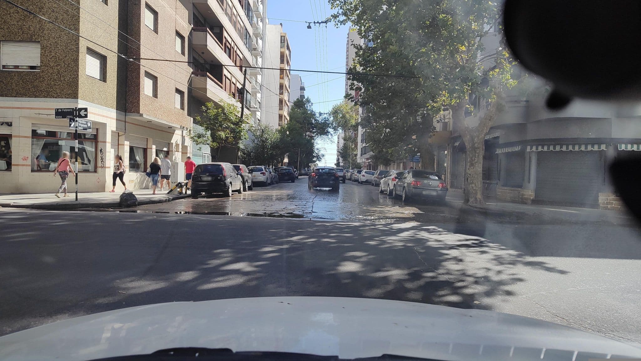 Street view near Hotel Sol y Mar, Mar del Plata — © Kaart_Local (CC BY-SA · Mapillary)