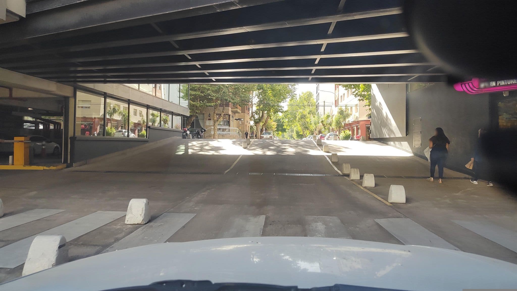 Street view near Hotel Sol, Mar del Plata — © Kaart_Local (CC BY-SA · Mapillary)