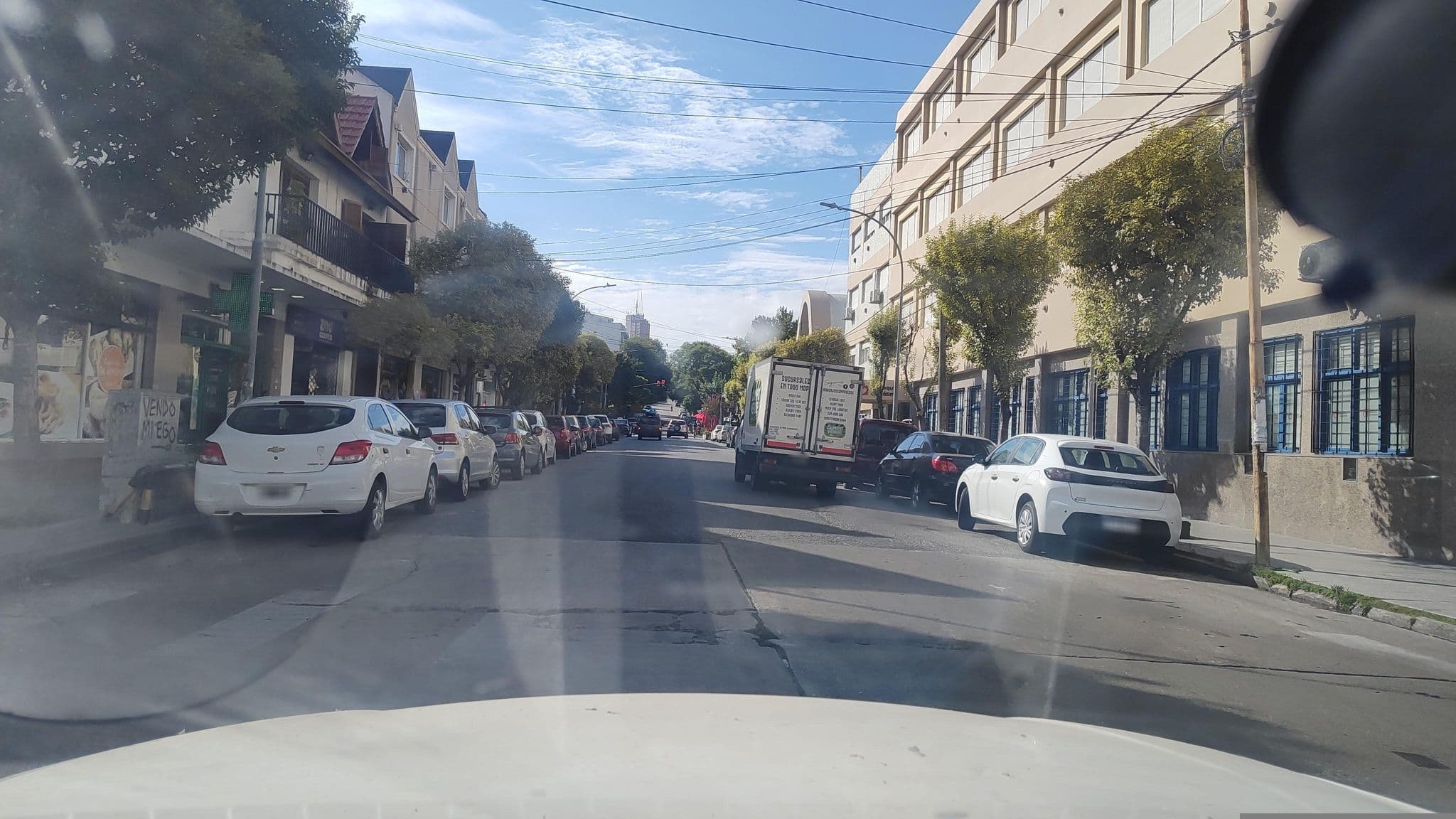 Street view near Hotel Tiber, Mar del Plata — © Kaart_Local (CC BY-SA · Mapillary)