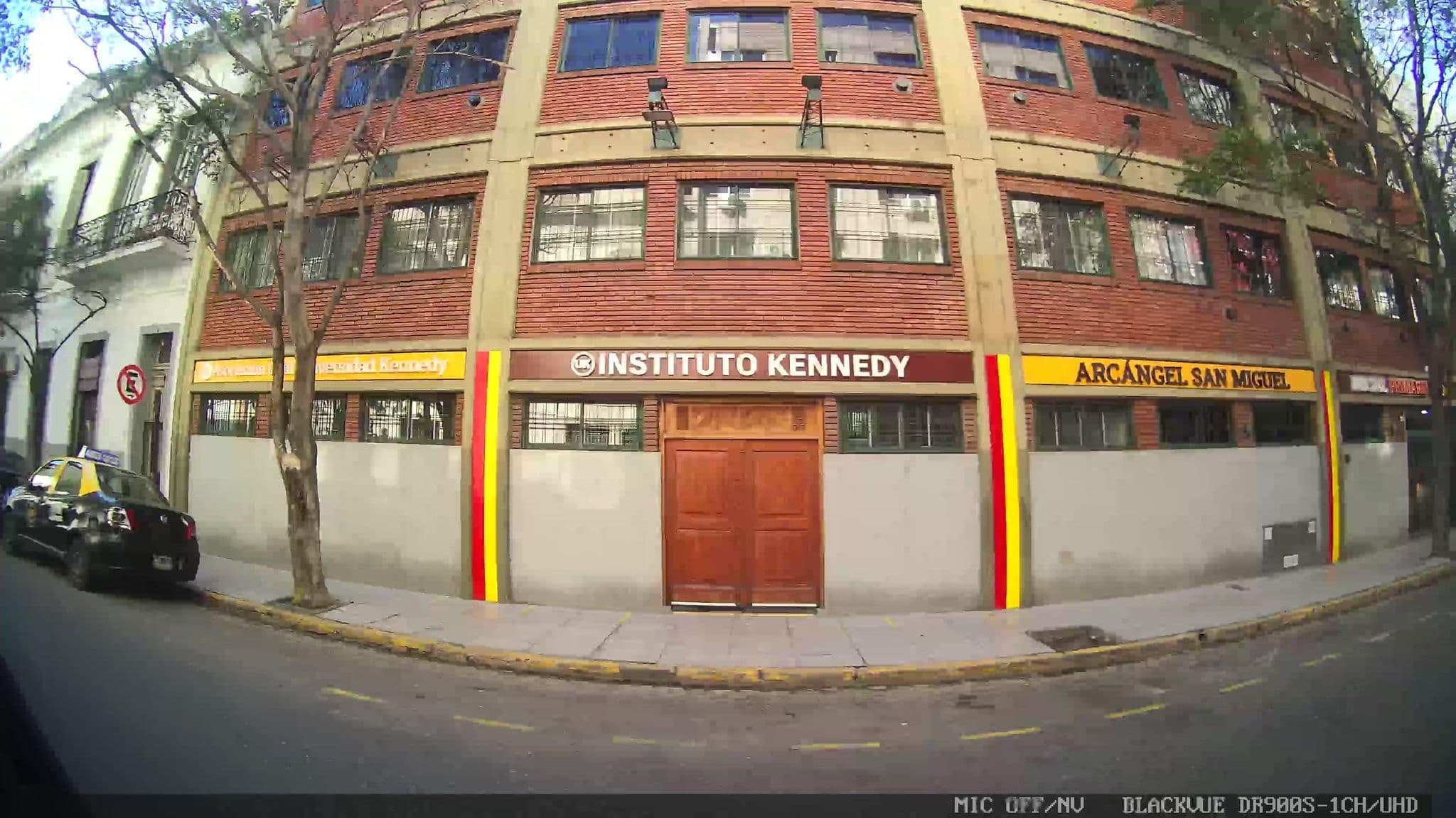 Street view near HOTEL PUERTO SOMIEDO, Balvanera — © kaart_3 (CC BY-SA · Mapillary)