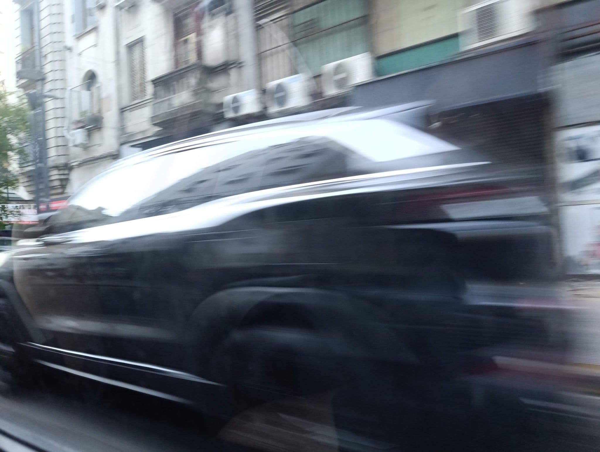 Street view near Derbyhome Hotel, Balvanera — © Great-Hawk (CC BY-SA · Mapillary)