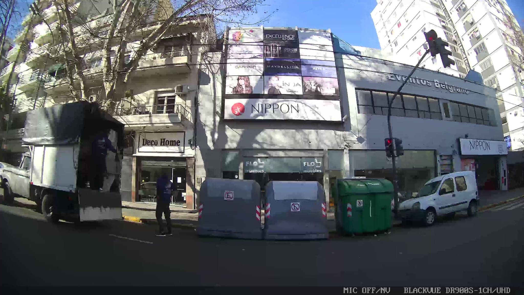 Street view near Hotel Belgrano, Balvanera — © kaart_3 (CC BY-SA · Mapillary)