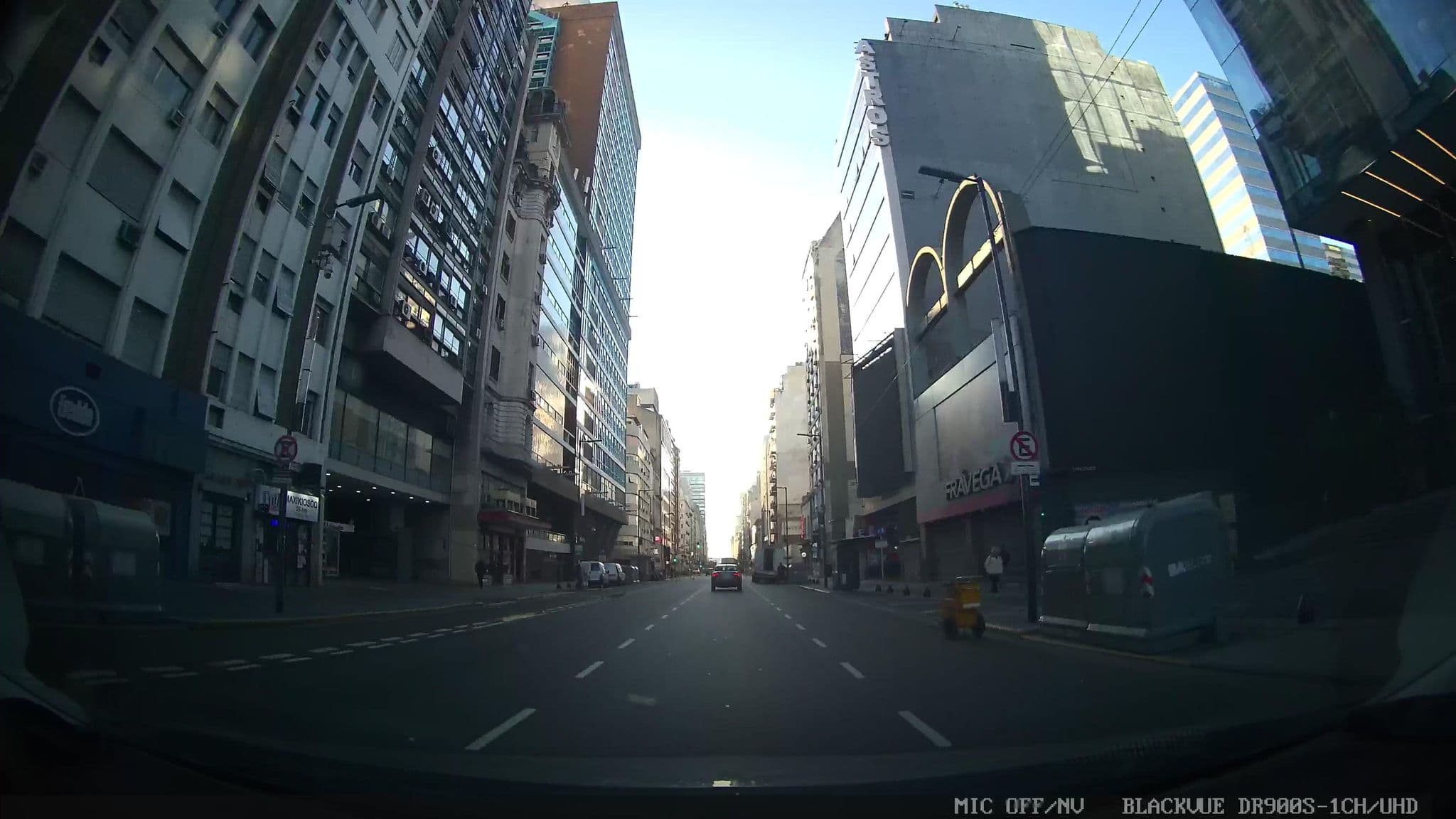 Street view near Apart Corrientes 767, Buenos Aires — © kaartcam (CC BY-SA · Mapillary)