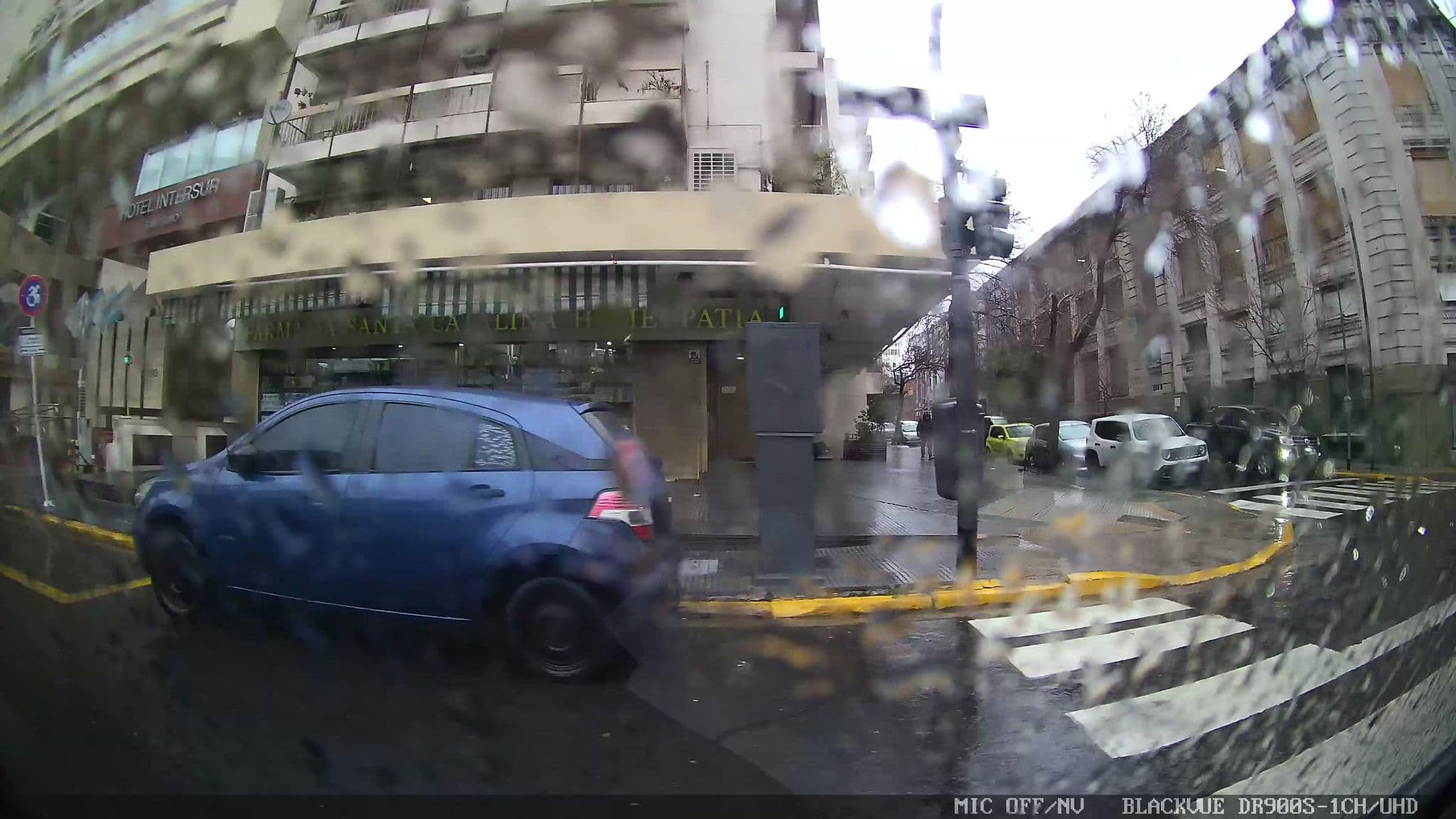 Street view near Intersur San Telmo, Buenos Aires — © kaart_3 (CC BY-SA · Mapillary)