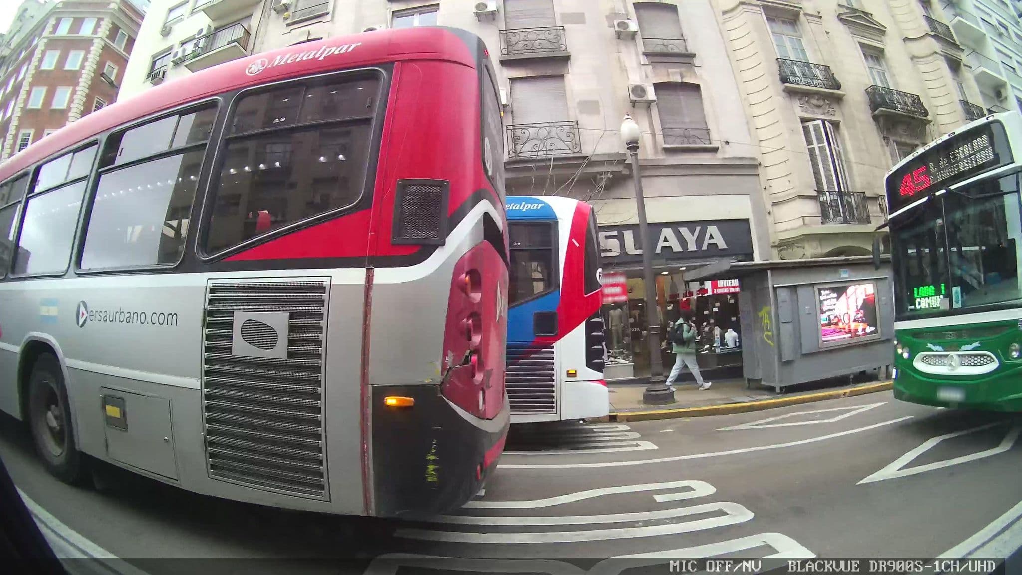 Street view near NH Hotel, Buenos Aires — © kaart_3 (CC BY-SA · Mapillary)