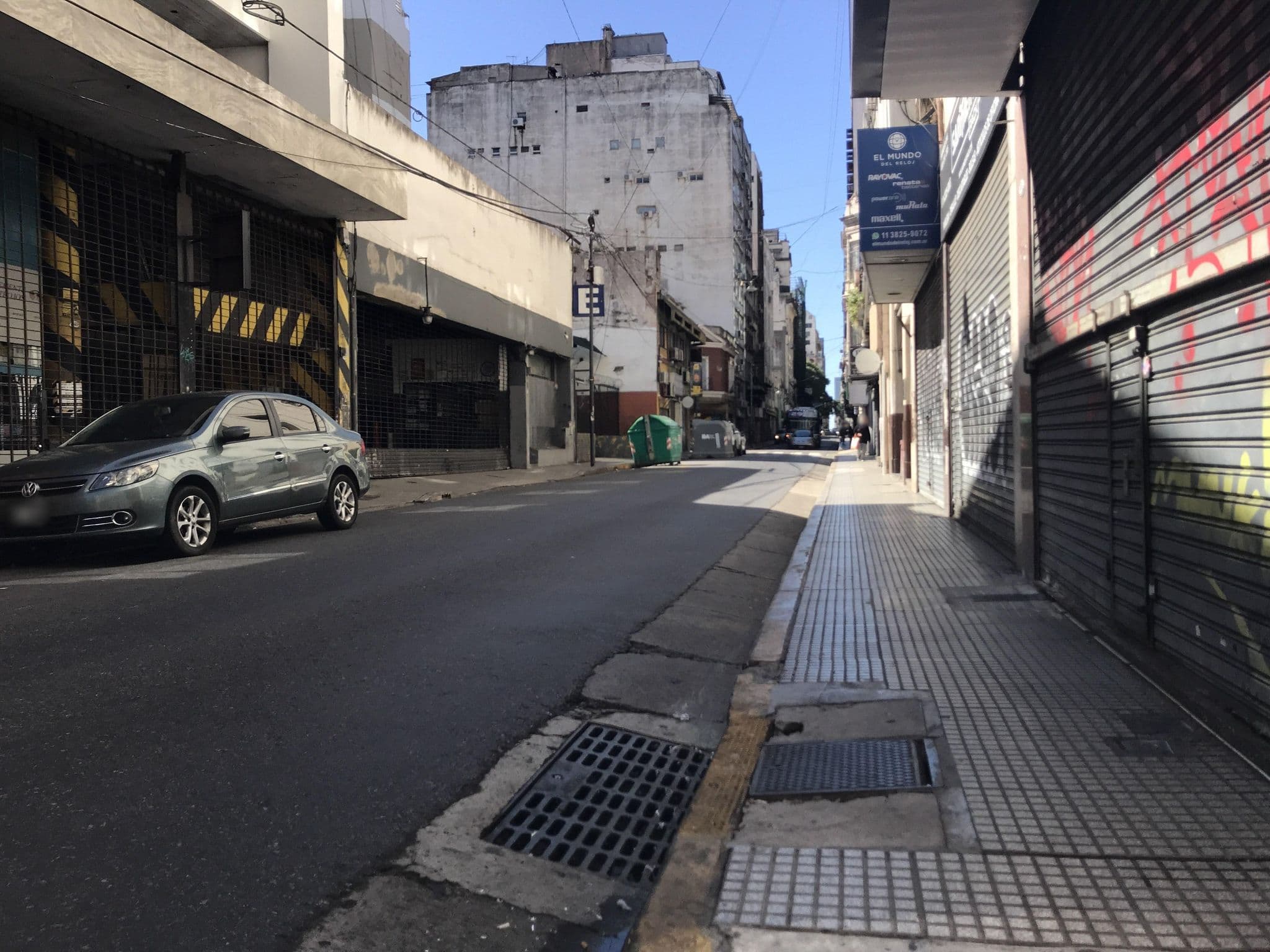 Street view near Hotel Micky, Buenos Aires — © miguel_andrade (CC BY-SA · Mapillary)