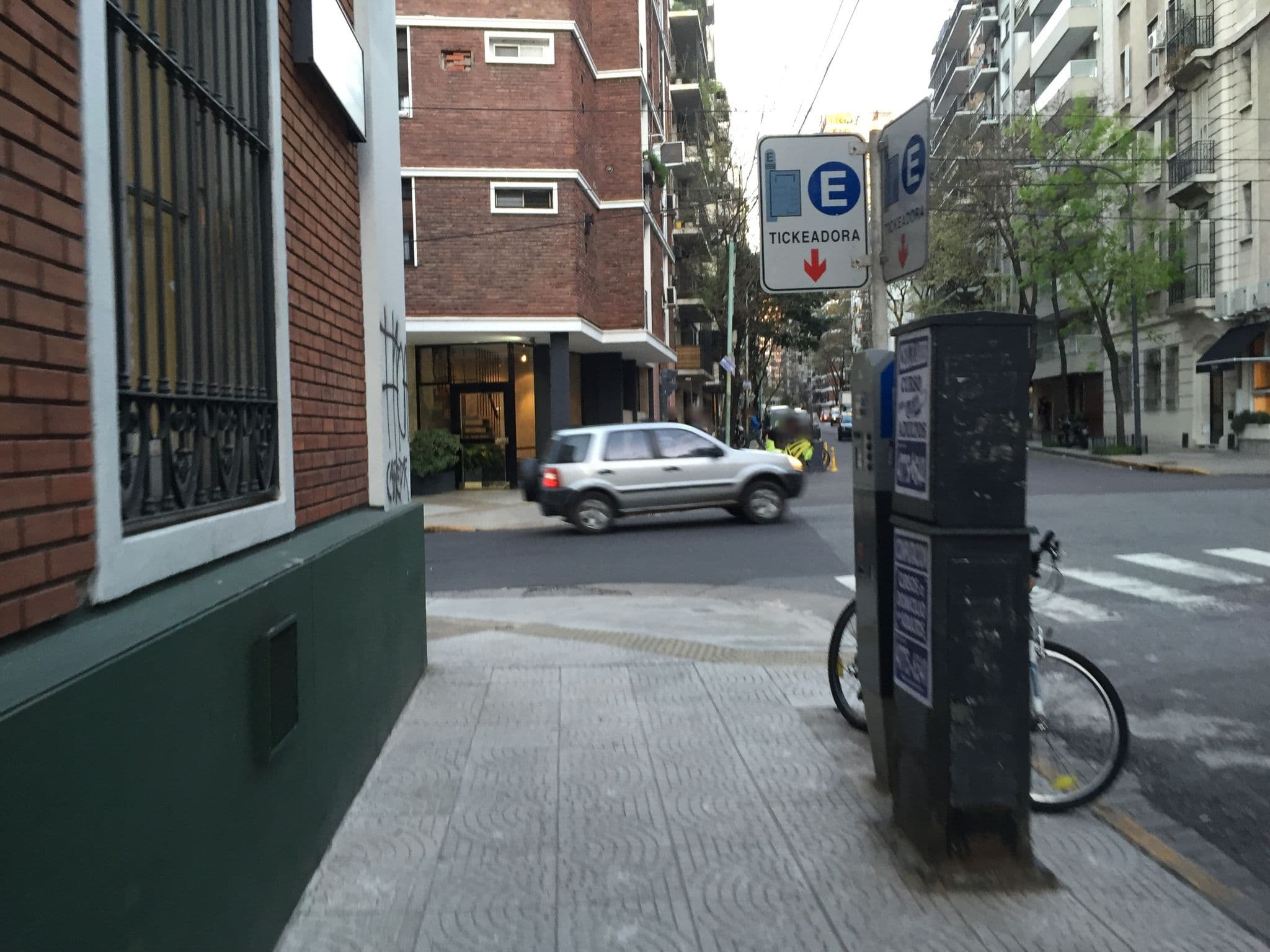 Street view near Recoleta Studios, Retiro — © nicolas17 (CC BY-SA · Mapillary)