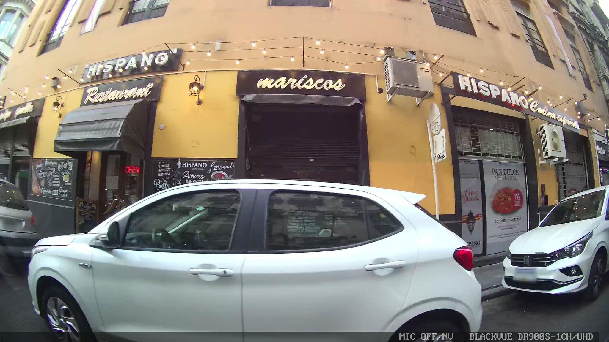 Street view near Riva Urban Lofts, Buenos Aires — © kaart_3 (CC BY-SA · Mapillary)