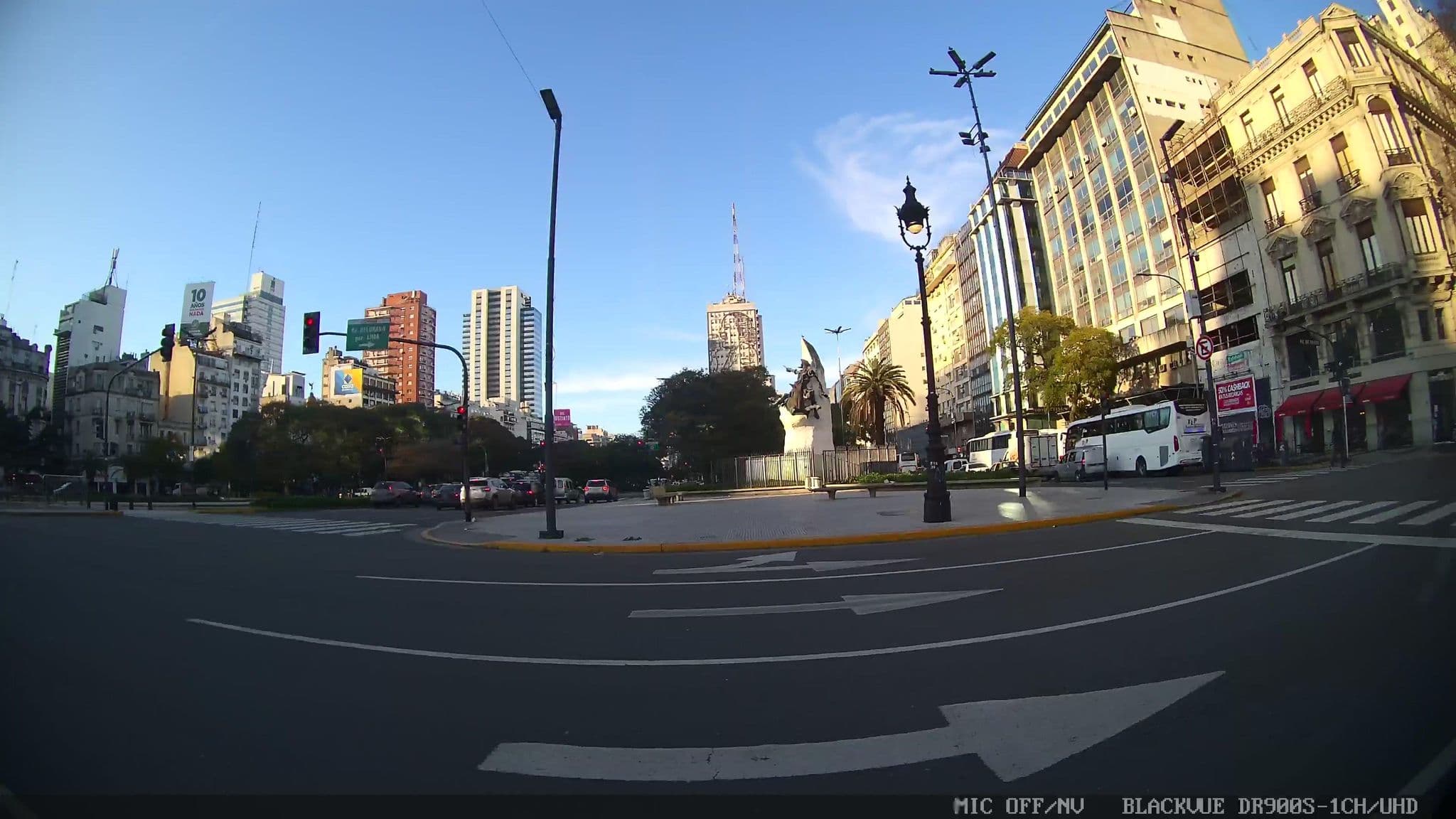 Street view near Ritz by Hostel Inn, Buenos Aires — © kaart_1 (CC BY-SA · Mapillary)