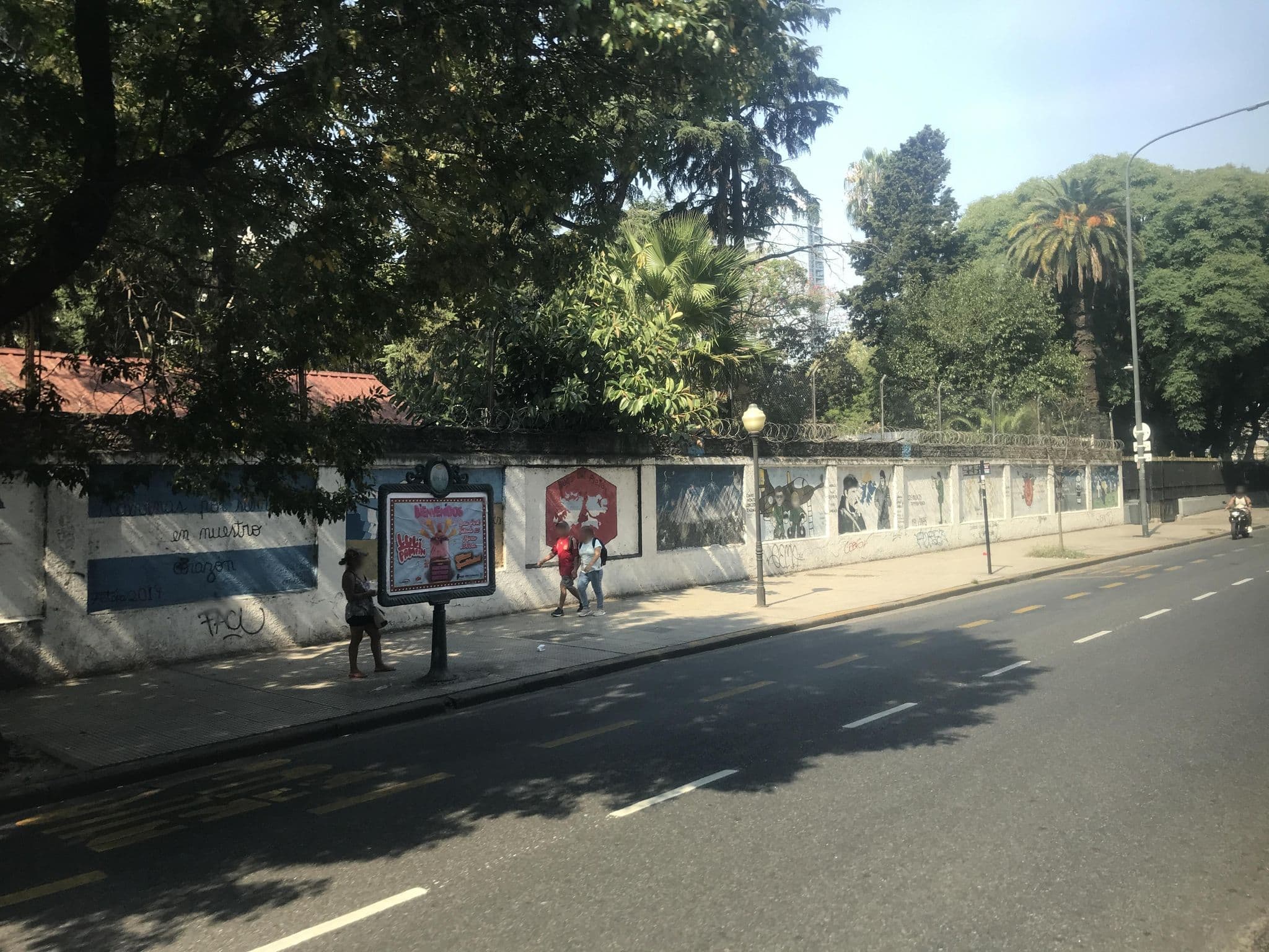 Street view near Bue Hostel, Colegiales — © miguel_andrade (CC BY-SA · Mapillary)