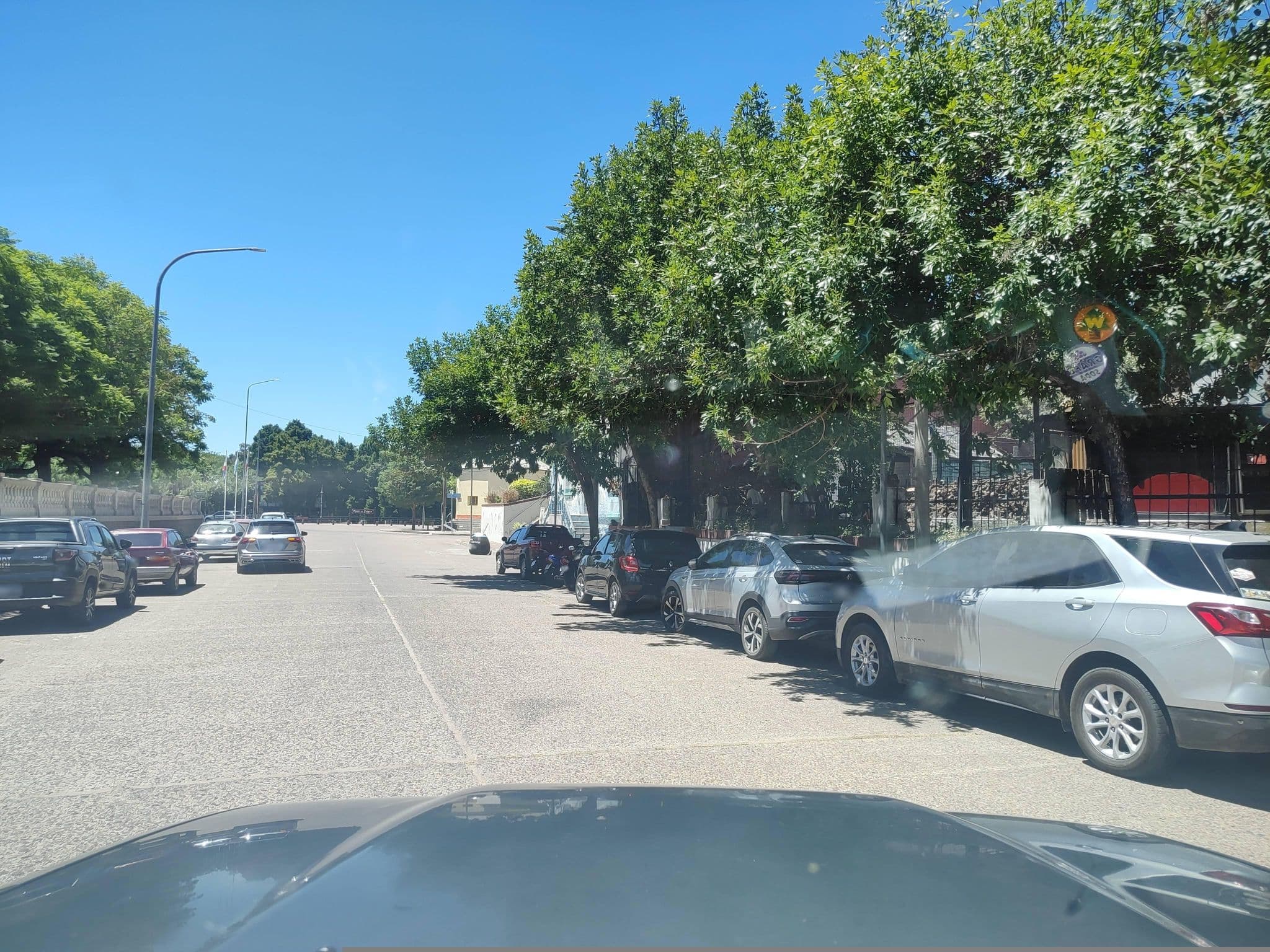 Street view near Hotel Puerto Sol, Gualeguaychú — © andresduhour (CC BY-SA · Mapillary)