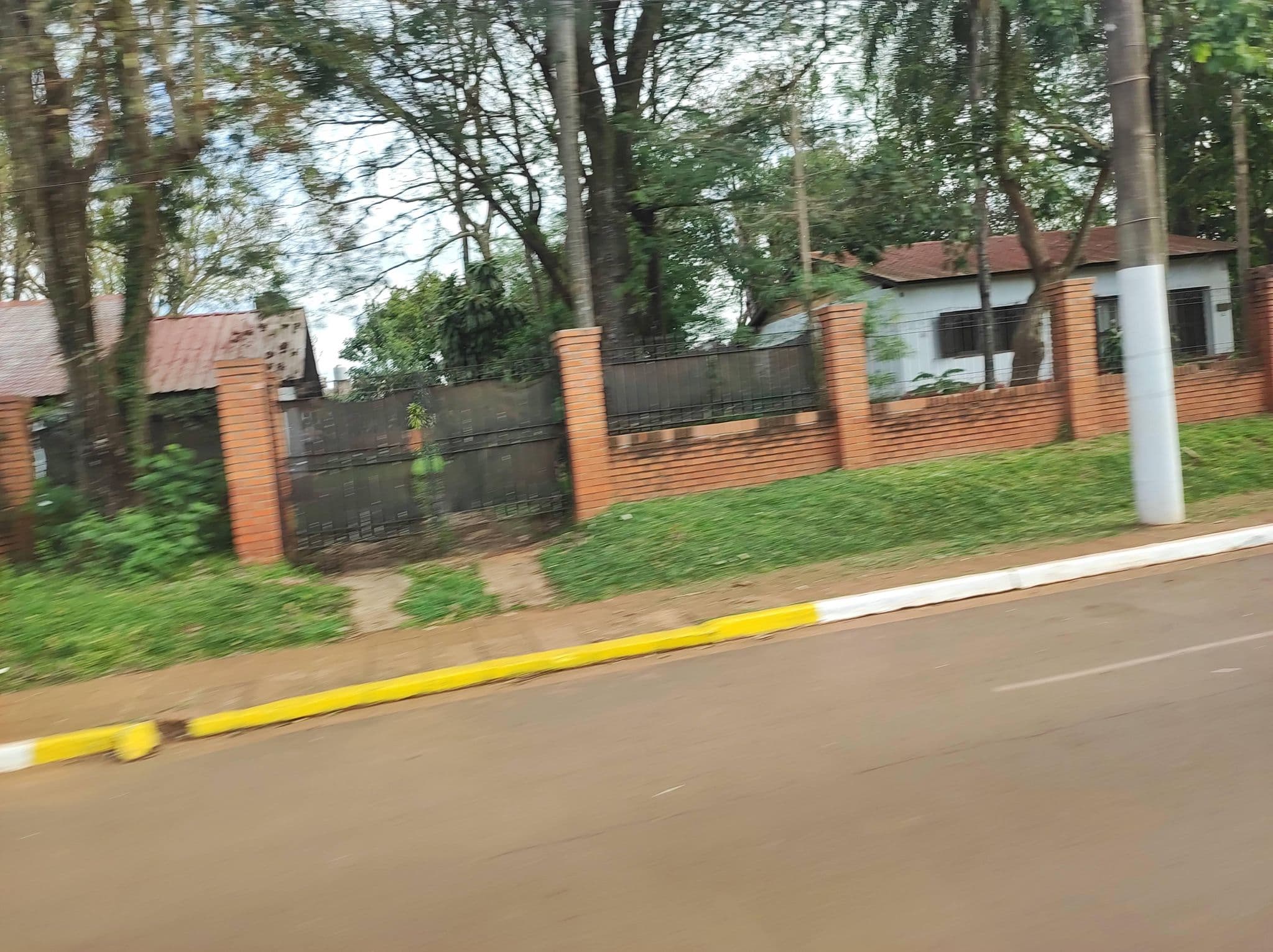 Street view near La Aldea de la Selva Lodge, Puerto Iguazú — © diegokrein (CC BY-SA · Mapillary)