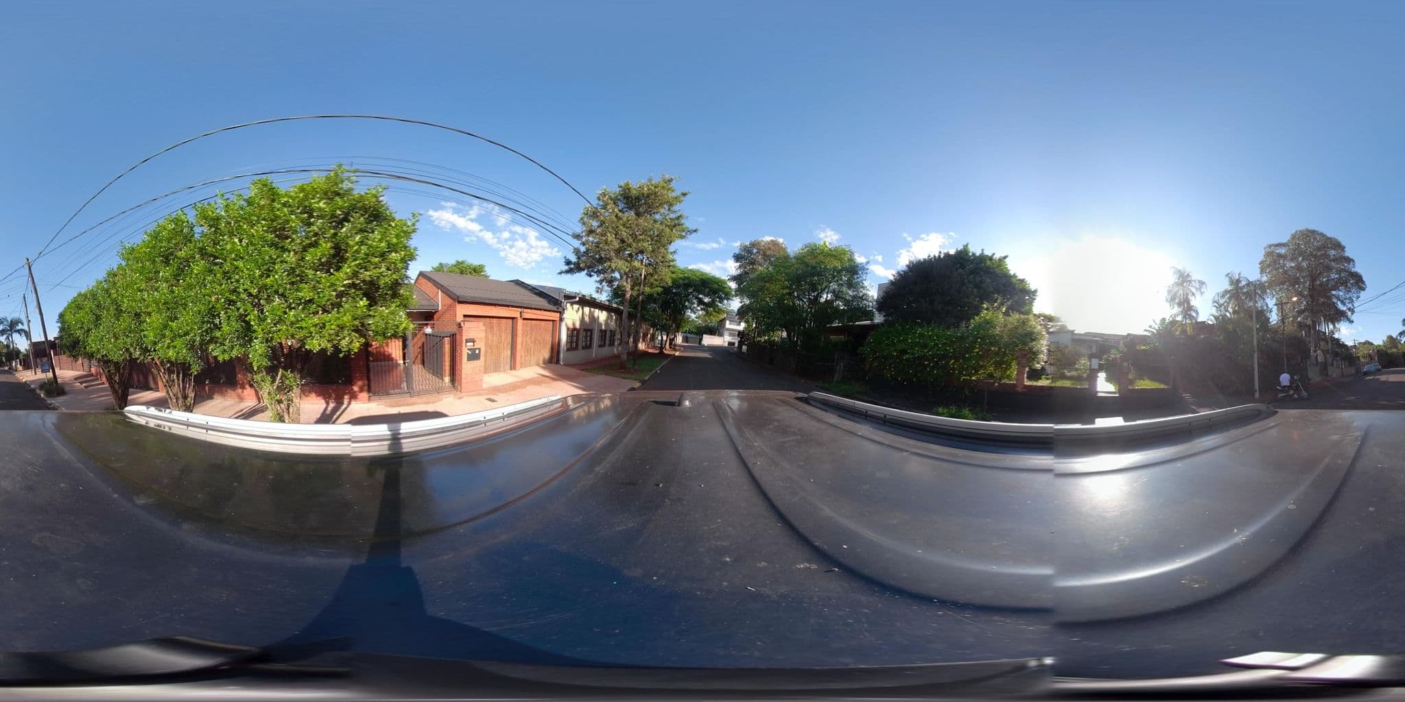 Street view near Hotel Arami - Iguazú, Puerto Iguazú — © coralfm (CC BY-SA · Mapillary)