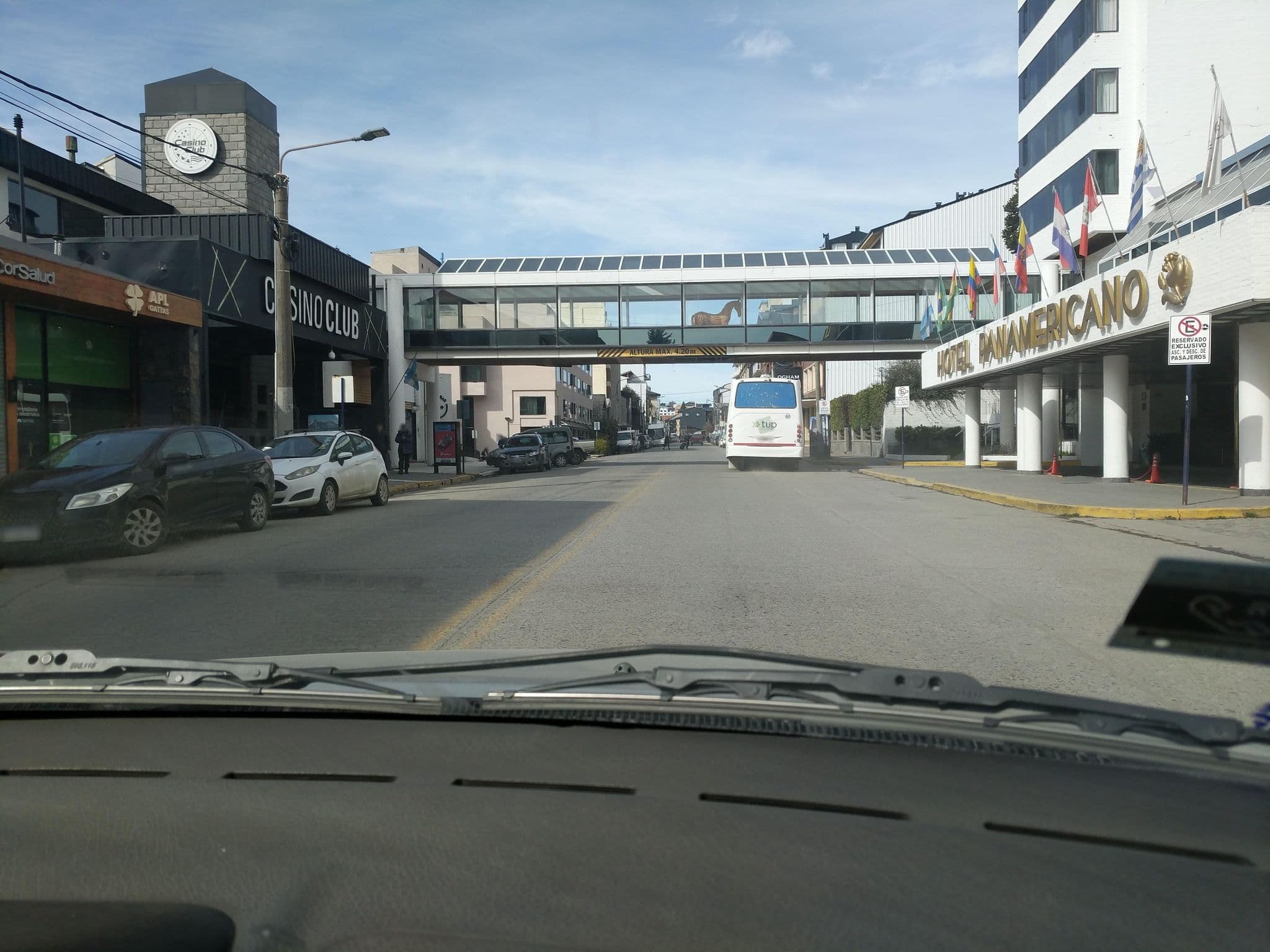 Street view near Pedro departamentos temporarios, San Carlos de Bariloche — © zentown (CC BY-SA · Mapillary)