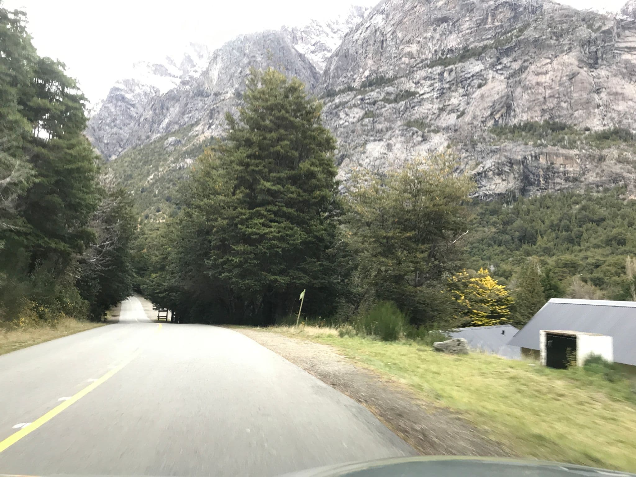 Street view near Alún Nehuen, San Carlos de Bariloche — © ejegg (CC BY-SA · Mapillary)
