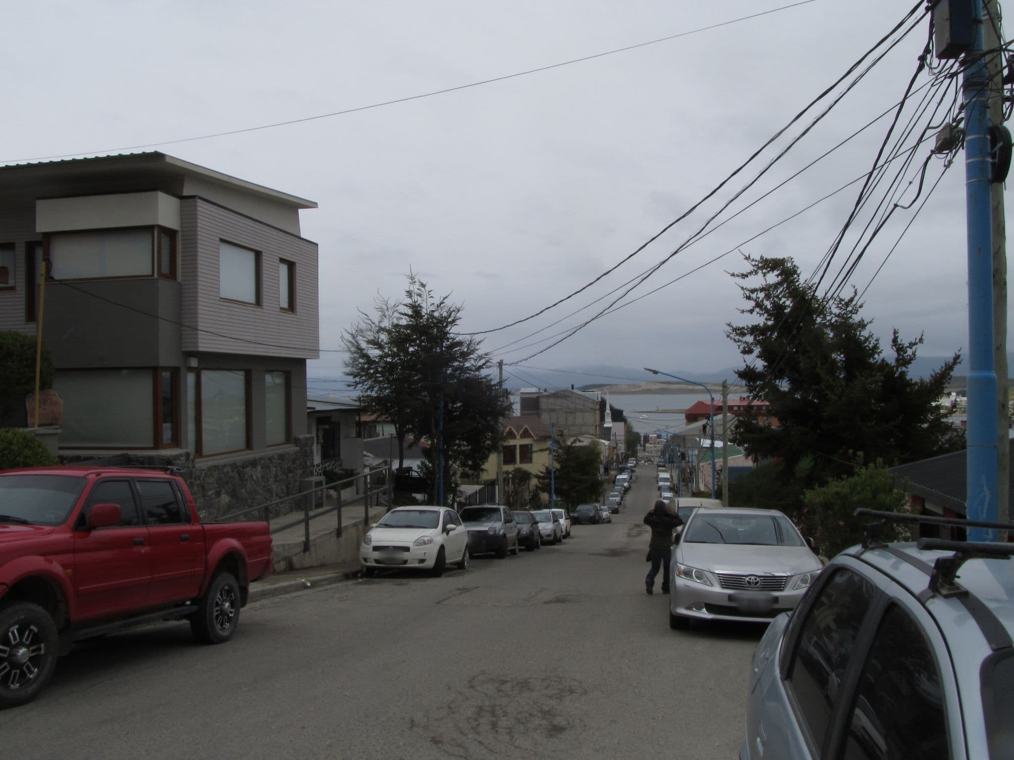 Street view near Hostel Amanecer De La Bahia, Ushuaia — © sk53 (CC BY-SA · Mapillary)